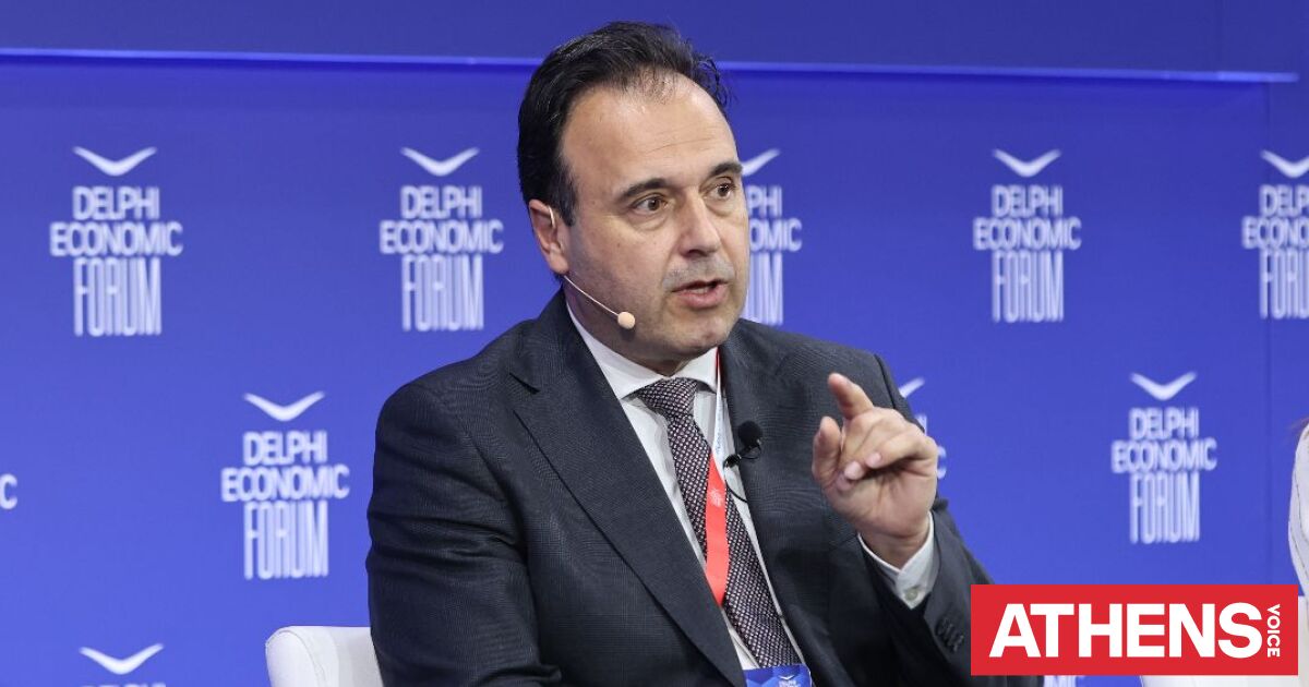 Παπαστεργίου από Φόρουμ Δελφών: Πρέπει να τελειώνουμε με την ανωνυμία στο διαδίκτυο