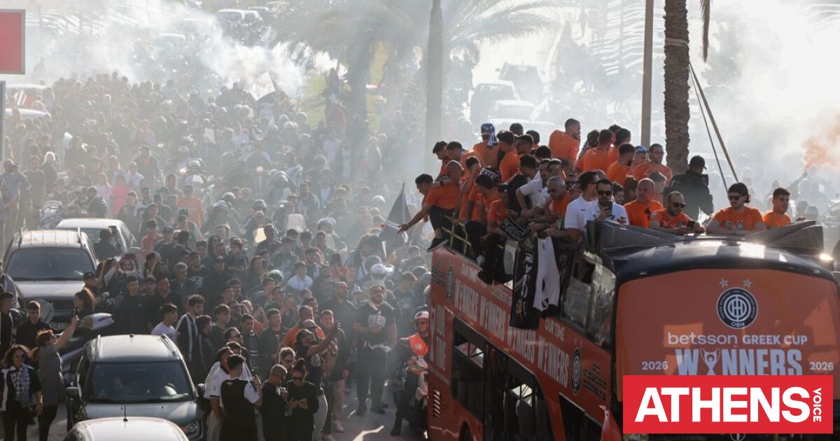 Πανζουρλισμός στο Ηράκλειο για τον κυπελλούχο ΟΦΗ - Απίθανες εικόνες από την Κρήτη