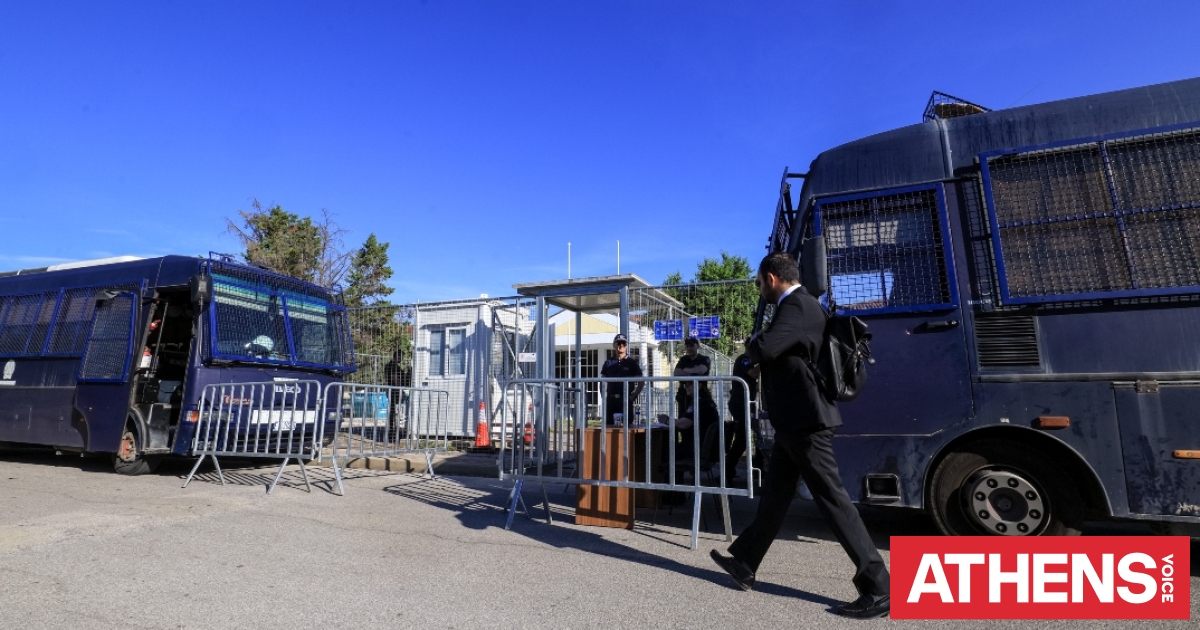 Τέμπη: Αναβλήθηκε επ’ αόριστον η δίκη του ελεγκτή της Εθνική