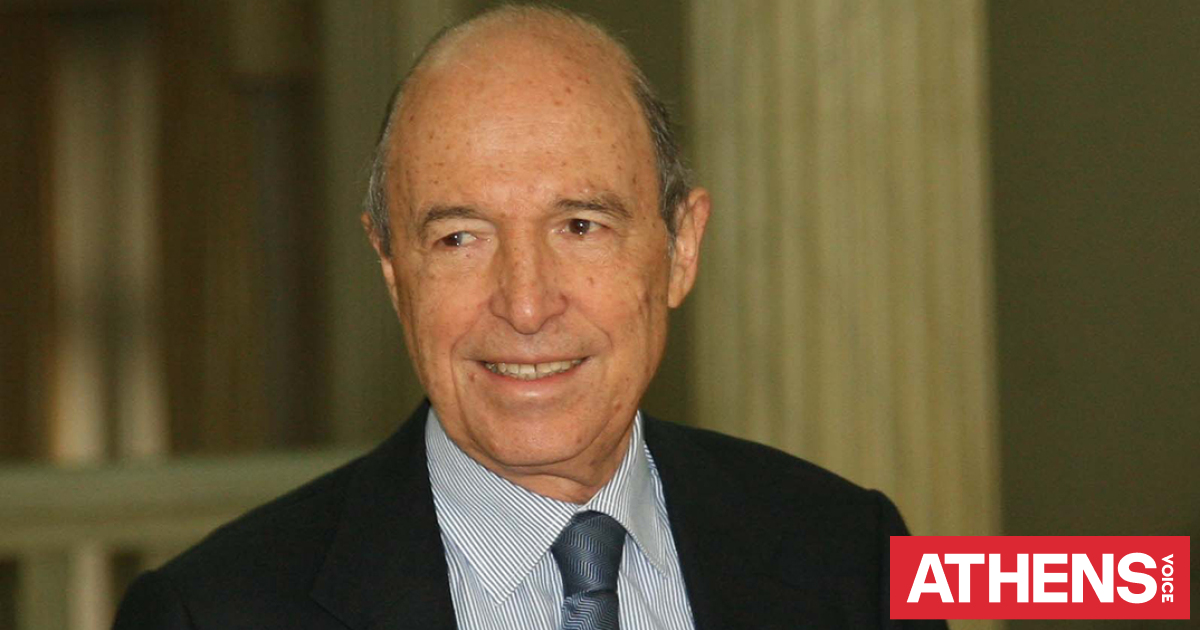 Αυτοί που αγαπούν να μισούν τον Κώστα Σημίτη