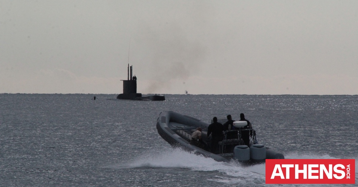 Υποβρύχιο μπλέχτηκε στα δίχτυα μηχανότρατας στο πέρασμα Άνδρου - Τήνου
