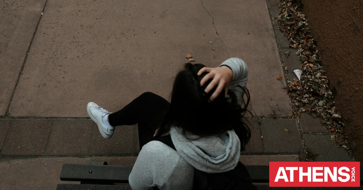 Πάτρα: Άγριος ξυλοδαρμός 13χρονης από δύο συνομήλικές της - Τρίτη τραβούσε βίντεο