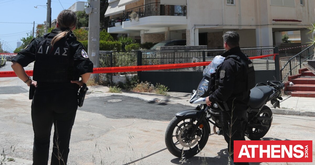 Ηλιούπολη: Κρατούσα το χέρι στην κοπέλα που ανέπνεε και της μιλούσα, λέει ο άνδρας που βρήκε τις 17χρονες