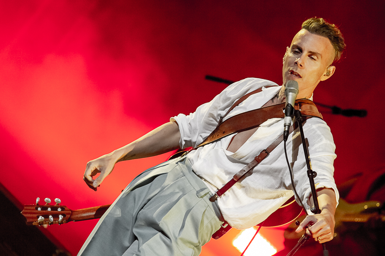 Φωτορεπορτάζ από τη συναυλία του Asaf Avidan στην Αθήνα, στο Ωδείο Ηρώδου Αττικού, την Πέμπτη 22 Σεπτεμβρίου 2022