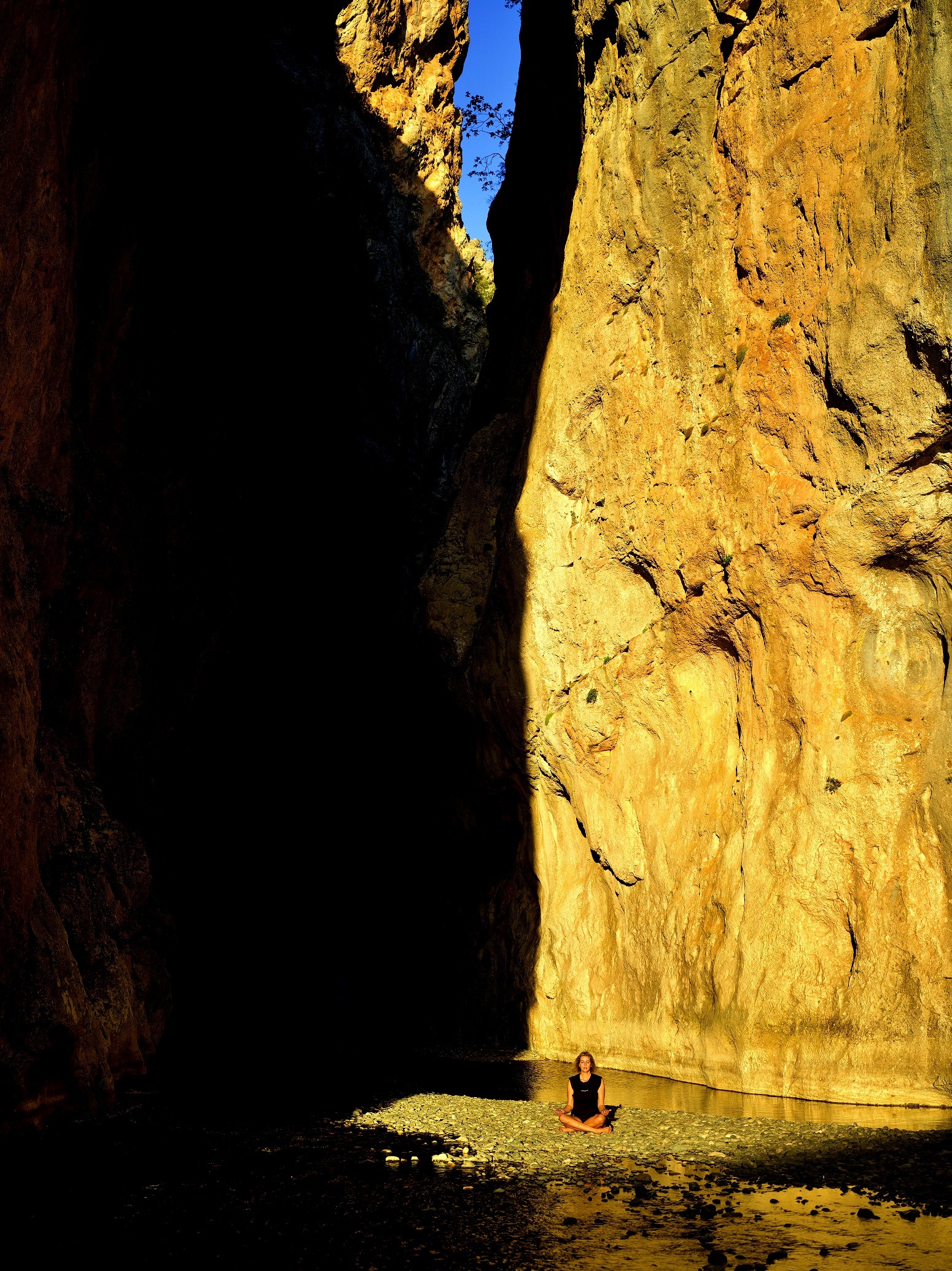 Ανάβαση στο βουνό Όρλιακας: Το οδοιπορικό του Γιώργου Ζαρζώνη σε ένα φωτογραφικό αφιέρωμα, στη νέα στήλη The Mountain Walker.