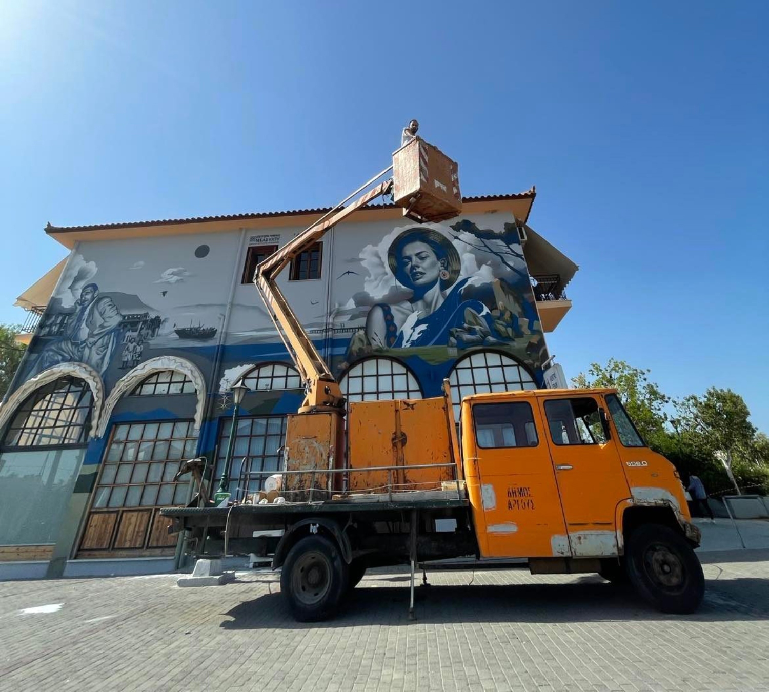 Η τοιχογραφία με τον Γιάννη Παπαϊωάννου στη Νέα Κίο