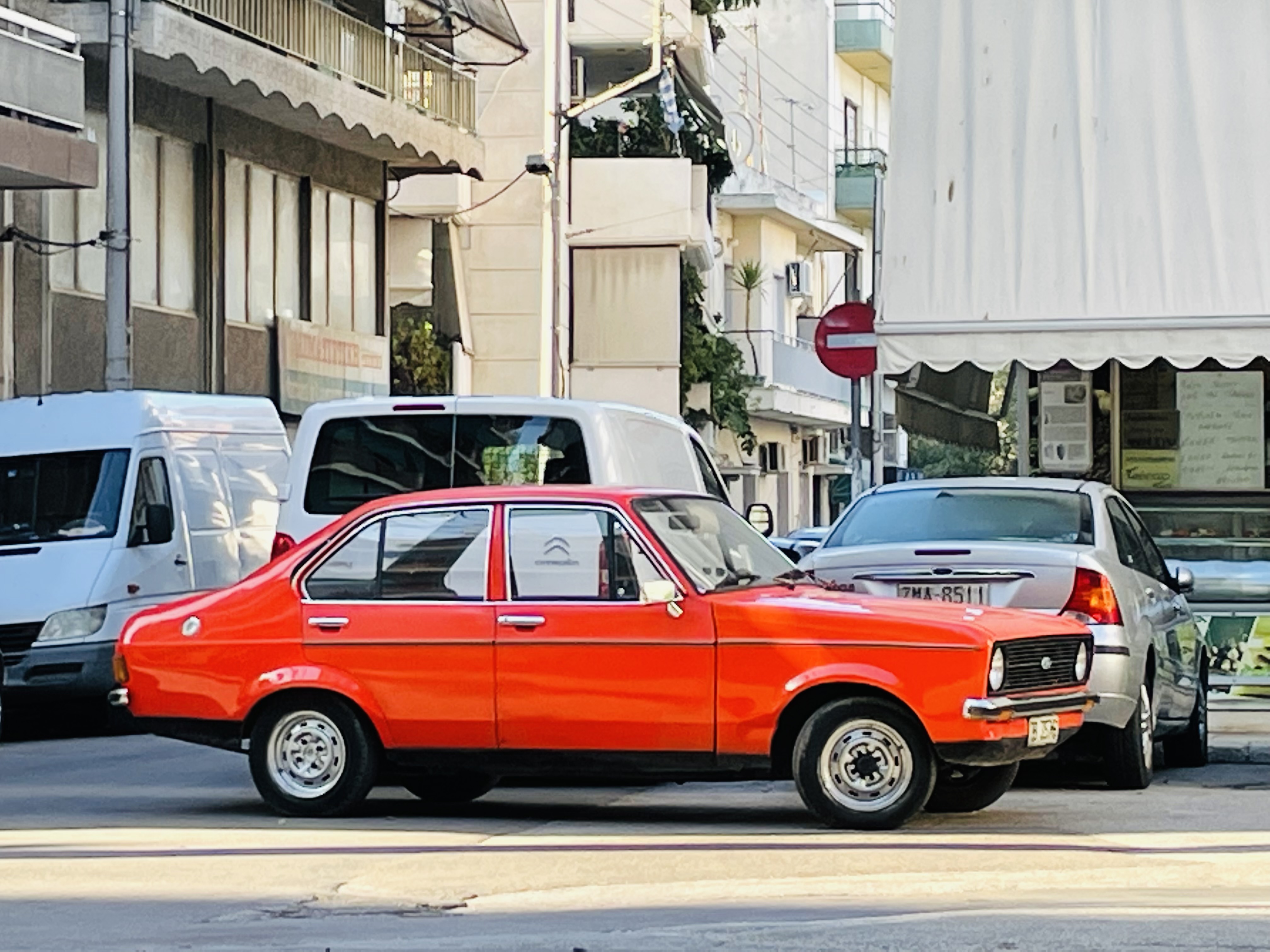 Αυτοκίνητο στην Αθήνα
