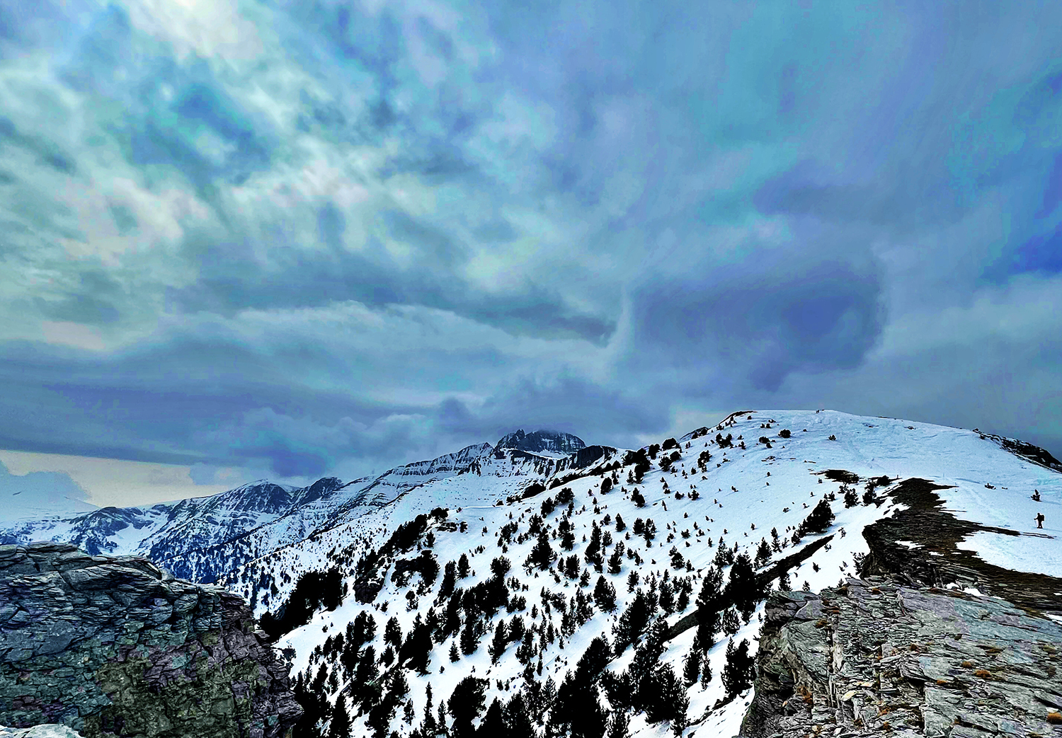 Ανάβαση στις χιονισμένες κορυφές του Ολύμπου