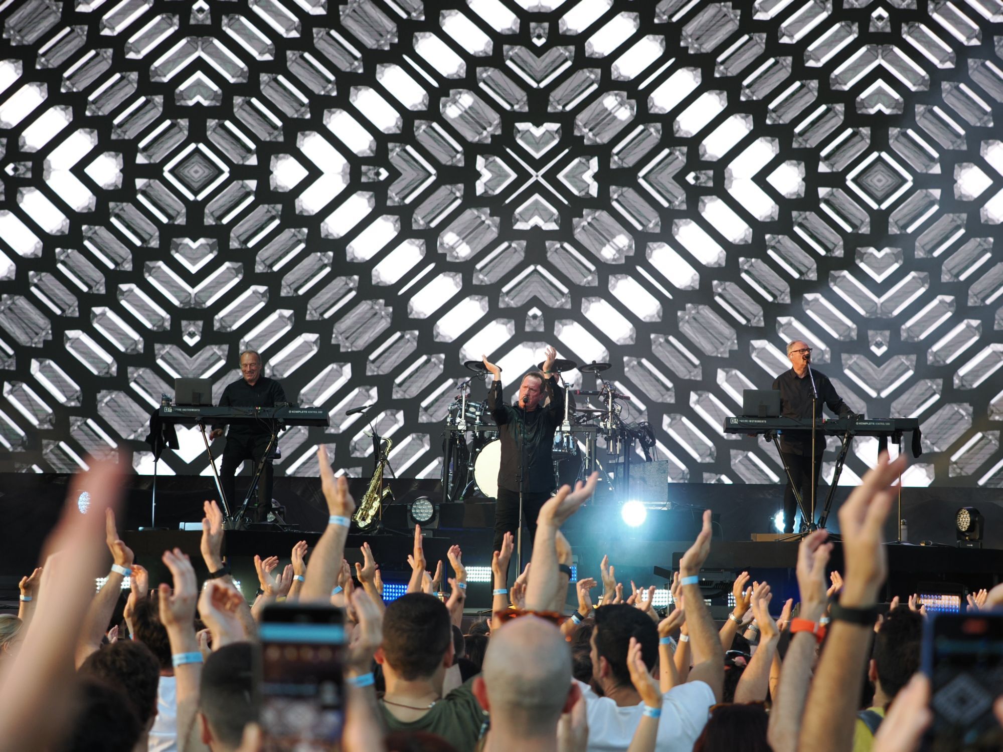 Release Athens x SNF Nostos 2023: Οι «διχαστικοί» Röyksopp και η αποκάλυψη τ@ Tash Sultana