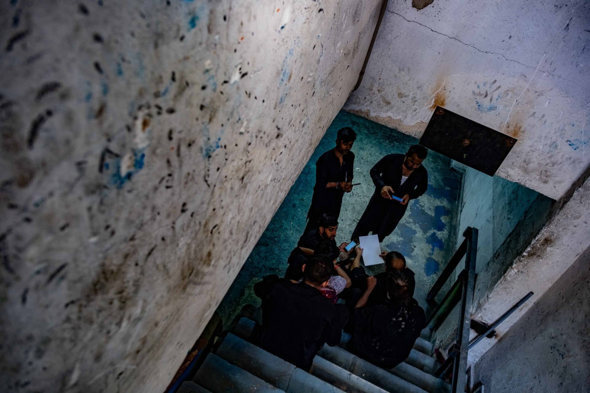 Ασούρα: To αυτομαστίγωμα των Σιιτών Μουσουλμάνων στον Πειραιά μέσα από τον φακό του Τάσου Βρεττού