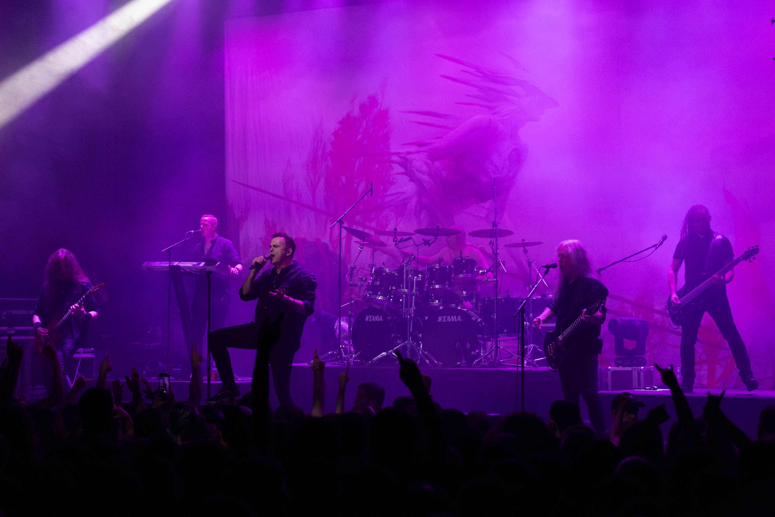 Blind Guardian στο Floyd: Φωτορεπορτάζ από τη sold out συναυλία του γερμανικού metal συγκροτήματος στις 6 Οκτωβρίου, στον νέο συναυλιακό χώρο της Αθήνας.