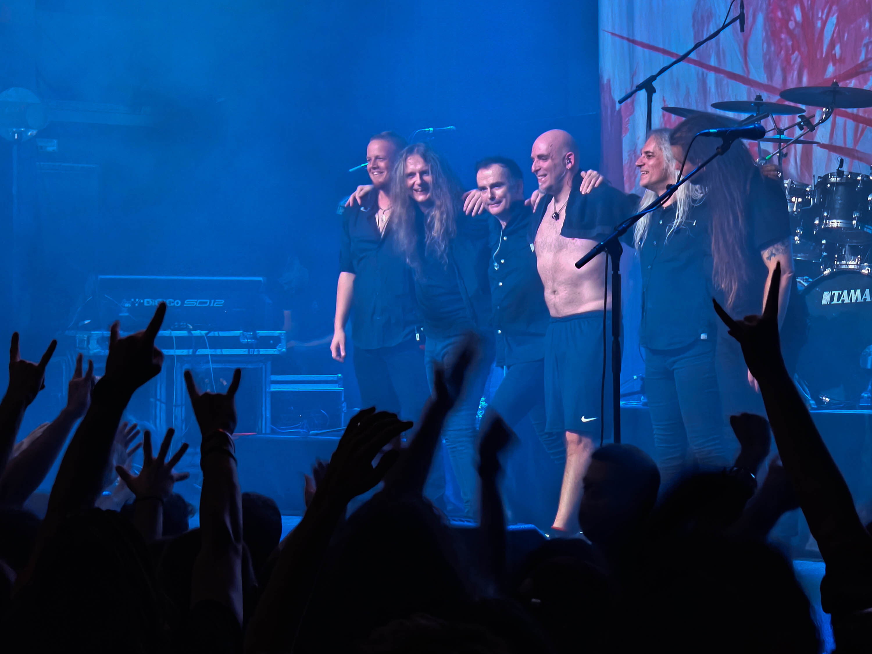 Blind Guardian στο Floyd: Φωτορεπορτάζ από τη sold out συναυλία του γερμανικού metal συγκροτήματος στις 6 Οκτωβρίου, στον νέο συναυλιακό χώρο της Αθήνας.