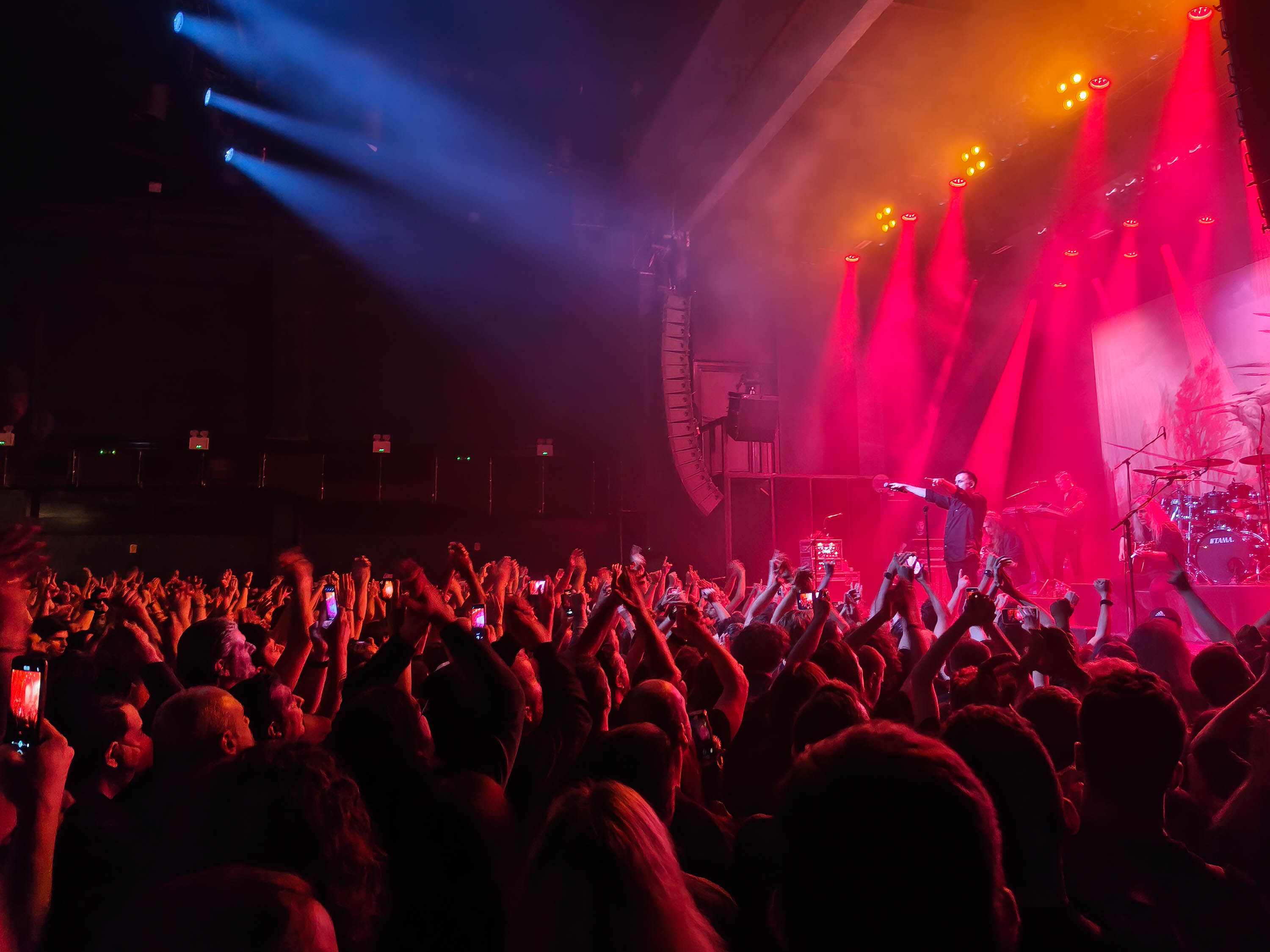 Blind Guardian στο Floyd: Φωτορεπορτάζ από τη sold out συναυλία του γερμανικού metal συγκροτήματος στις 6 Οκτωβρίου, στον νέο συναυλιακό χώρο της Αθήνας.