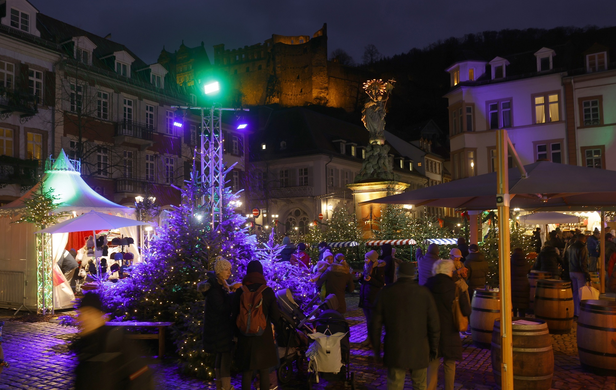 Χριστουγεννιάτικη αγορά στη Χαϊδελβέργη της Γερμανίας