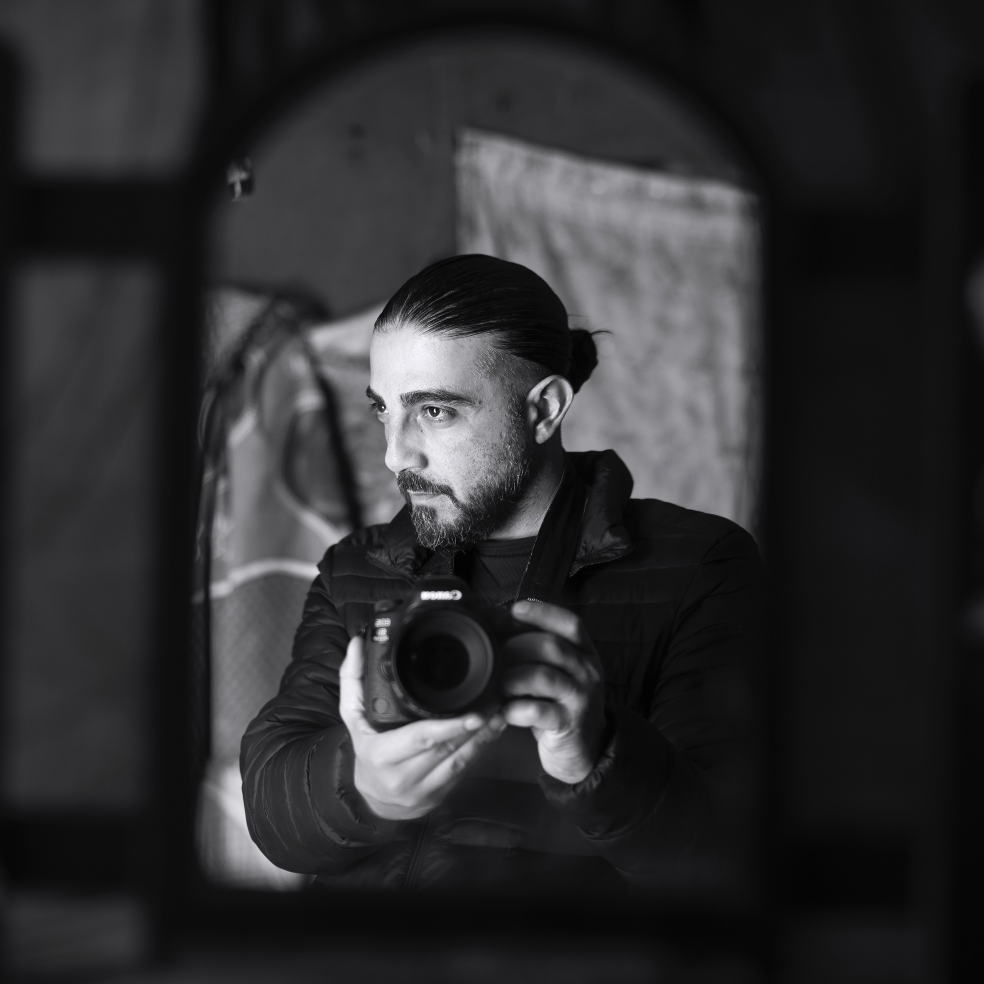 «Bearing Witness – Μαρτυρίες»: Η έκθεση φωτογραφίας των Howard G. Buffett και Muhammed Muheisen έρχεται στις 18 Δεκεμβρίου στην Αθήνα