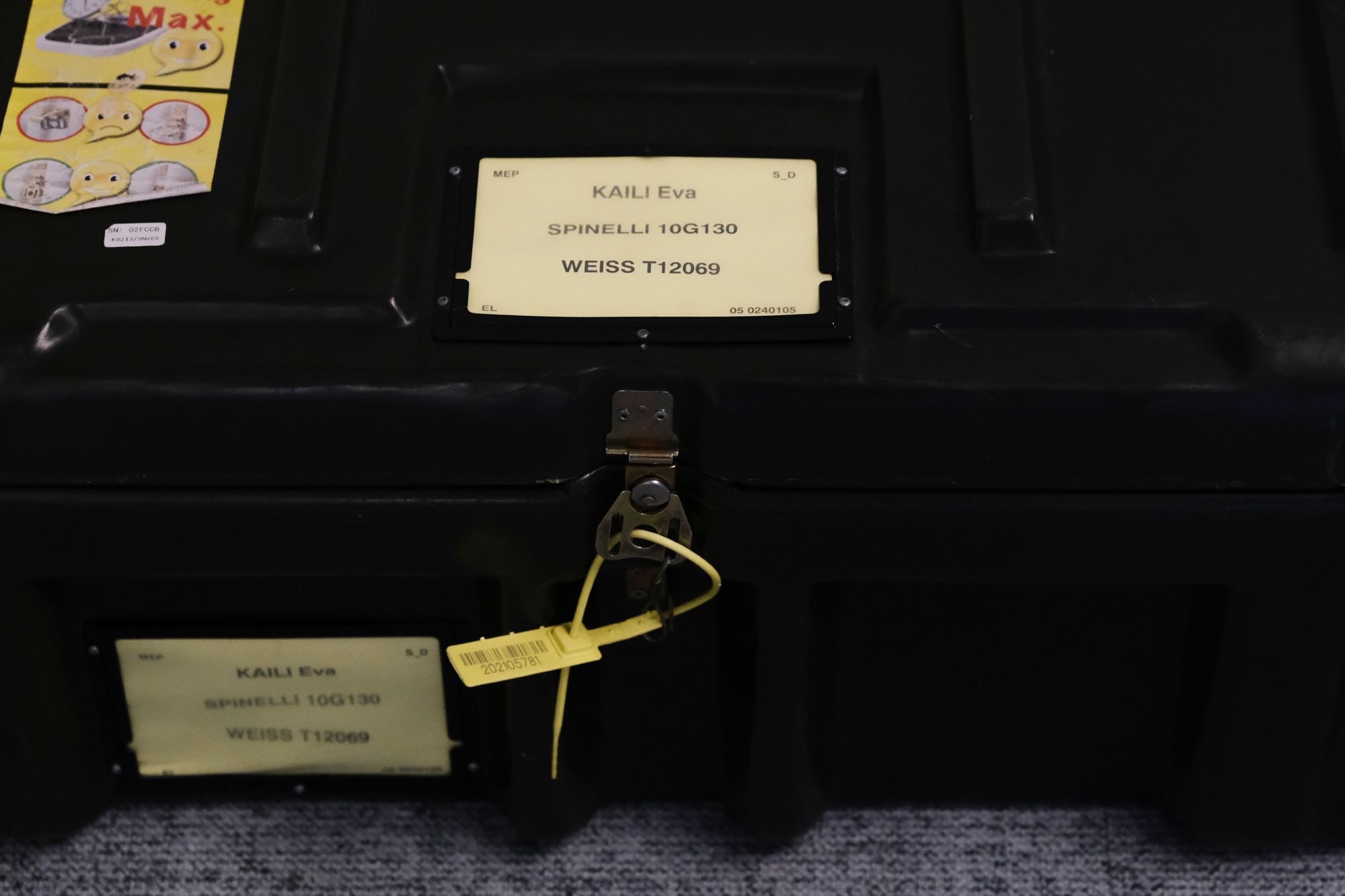 Στιγμιότυπο από τις έρευνες για την υπόθεση Qatargate στο γραφείο της Εύας Καϊλή στο Βέλγιο, στις 11 Ιανουαρίου 2023