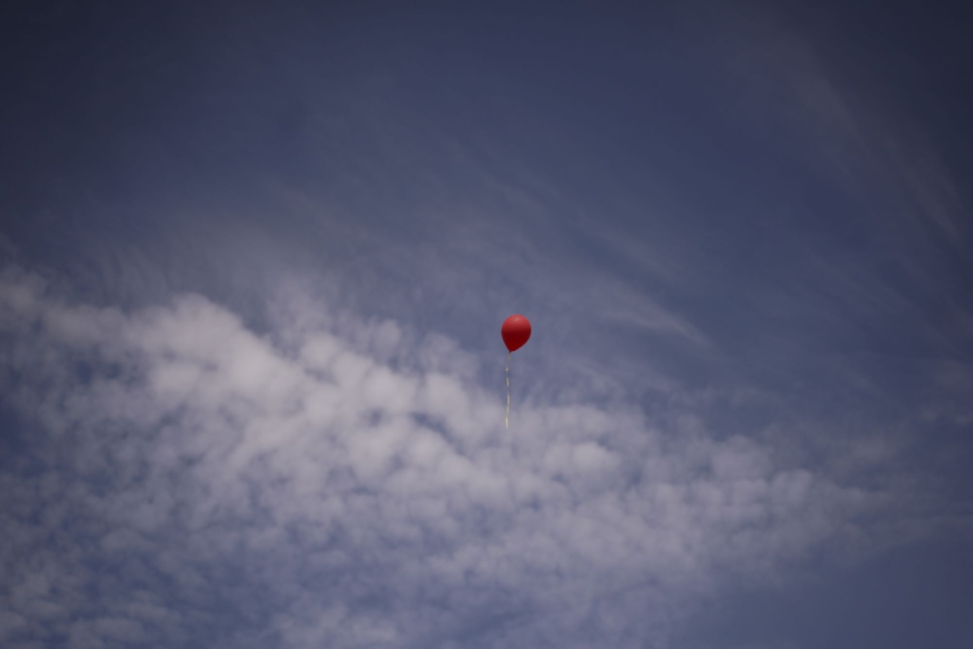 Στιγμιότυπο από τη διαμαρτυρία στον πεζόδρομο της Διονυσίου Αρεοπαγίτου για τους απεχθέντες Ισραηλινούς στην Γάζα, στις 29 Οκτωβρίου 2023