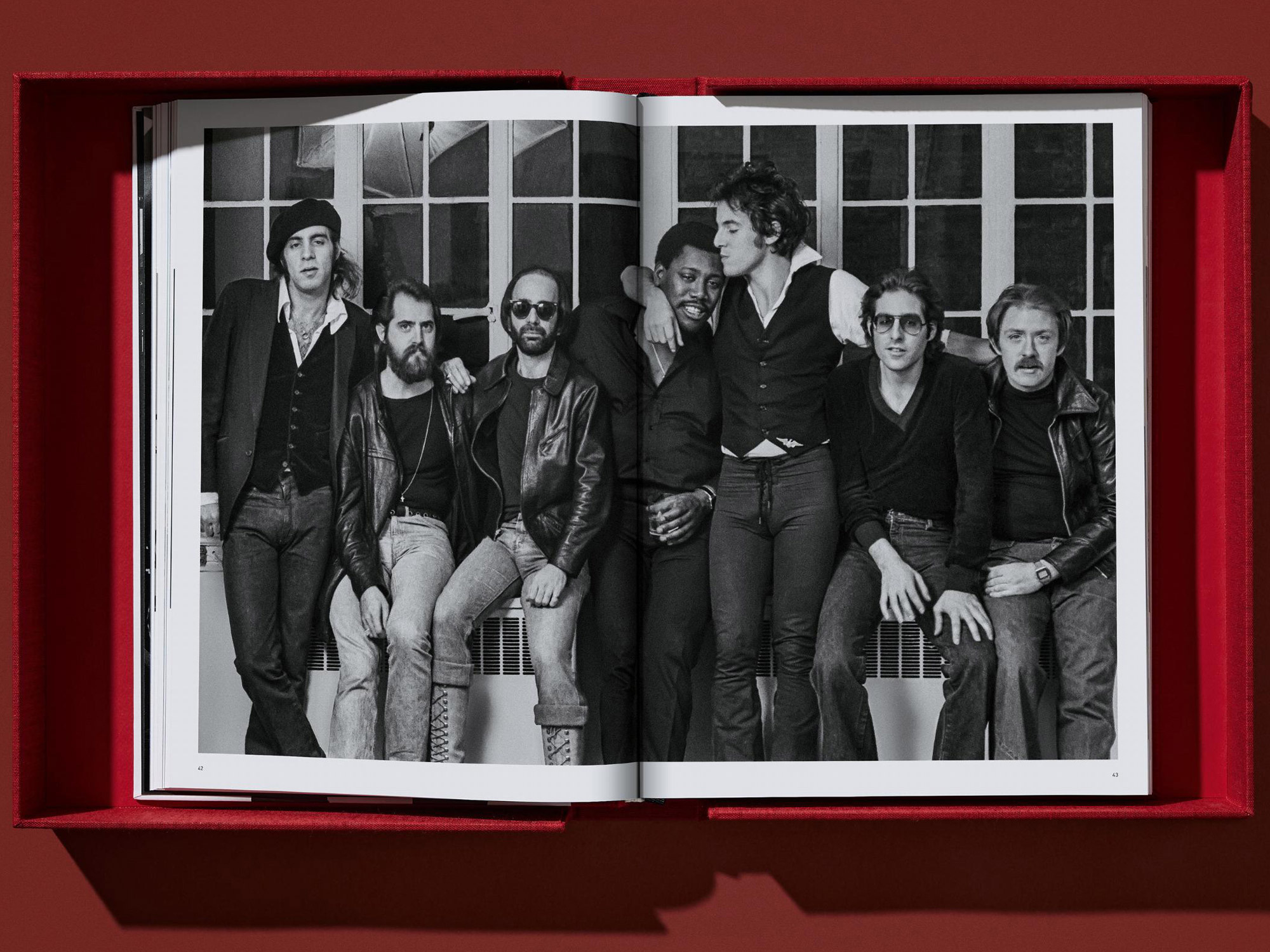 Bruce Springsteen & the E Street Band - Darkness at the Edge of Town