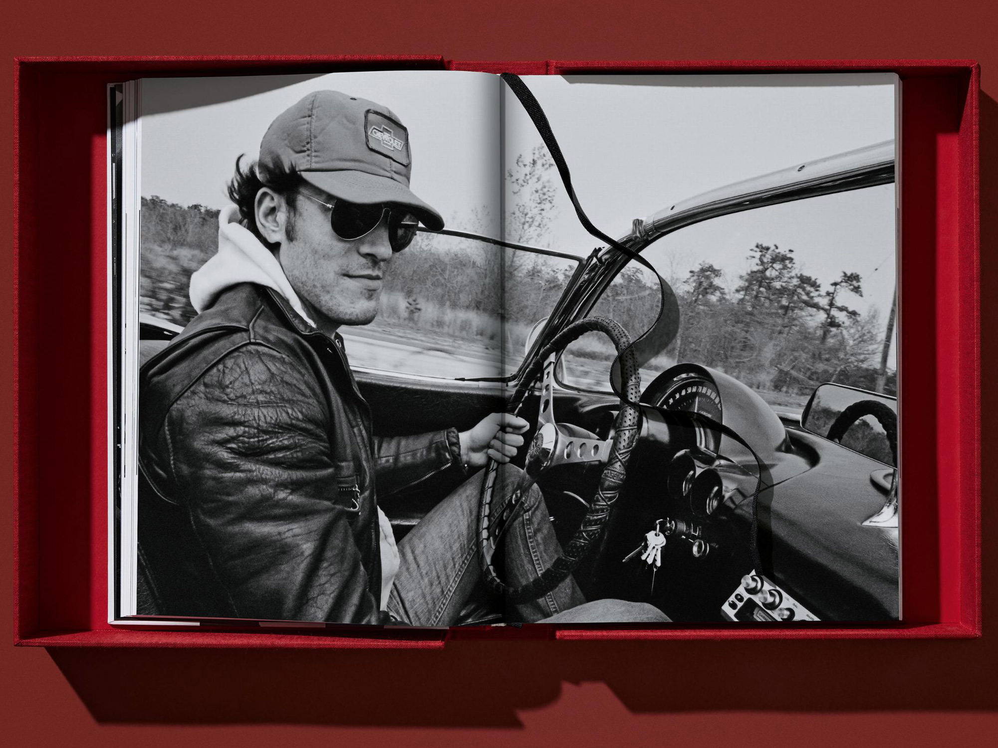 Bruce Springsteen & the E Street Band - Darkness at the Edge of Town