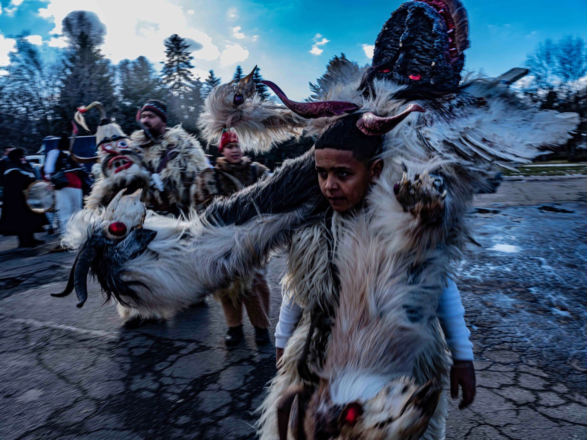 Surva Festival: Ένα Photo Story του Τάσσου Βρετού από την καρναβαλική γιορτή στη Βουλγαρία