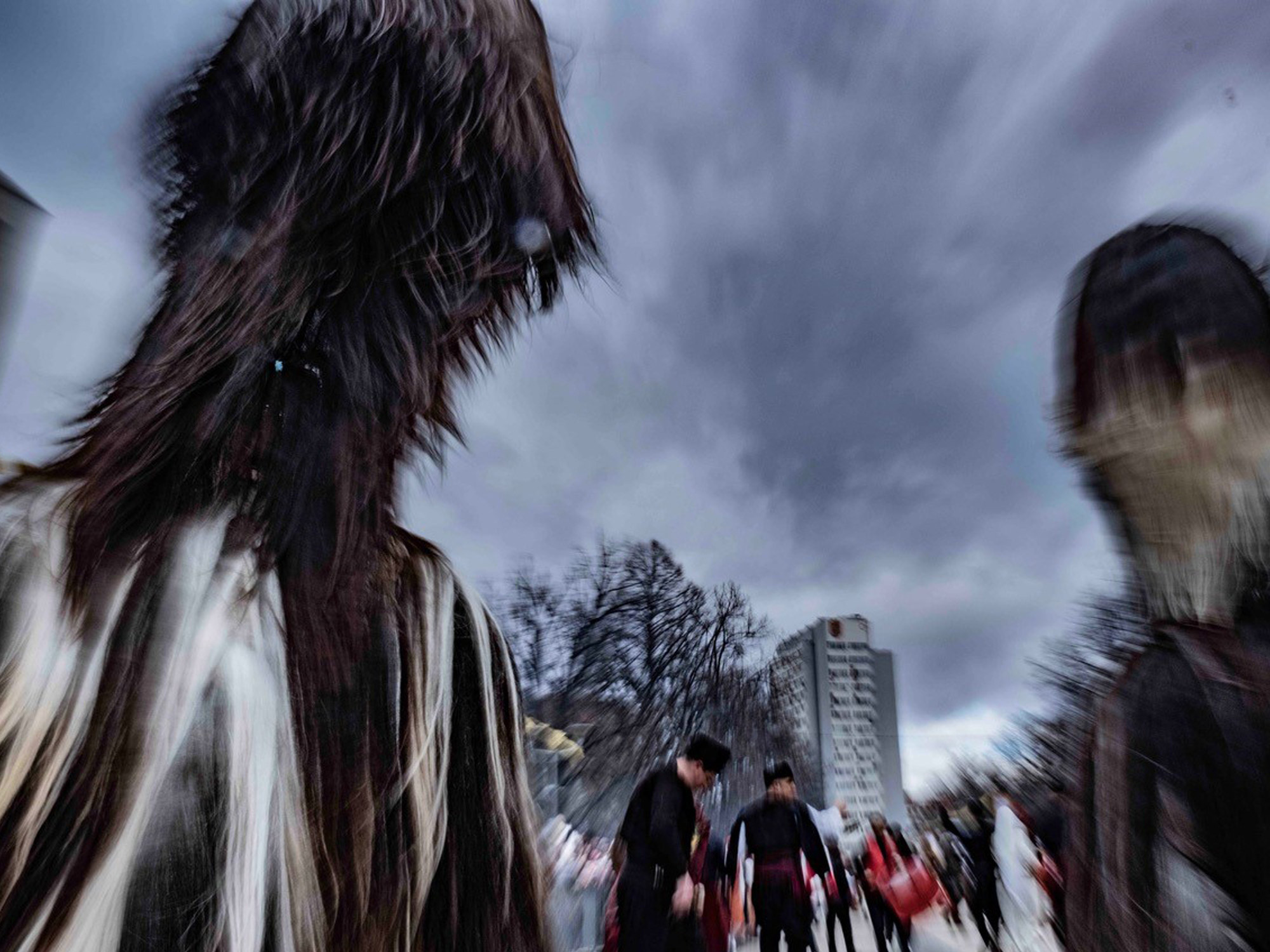 Surva Festival: Ένα Photo Story του Τάσσου Βρετού από την καρναβαλική γιορτή στη Βουλγαρία