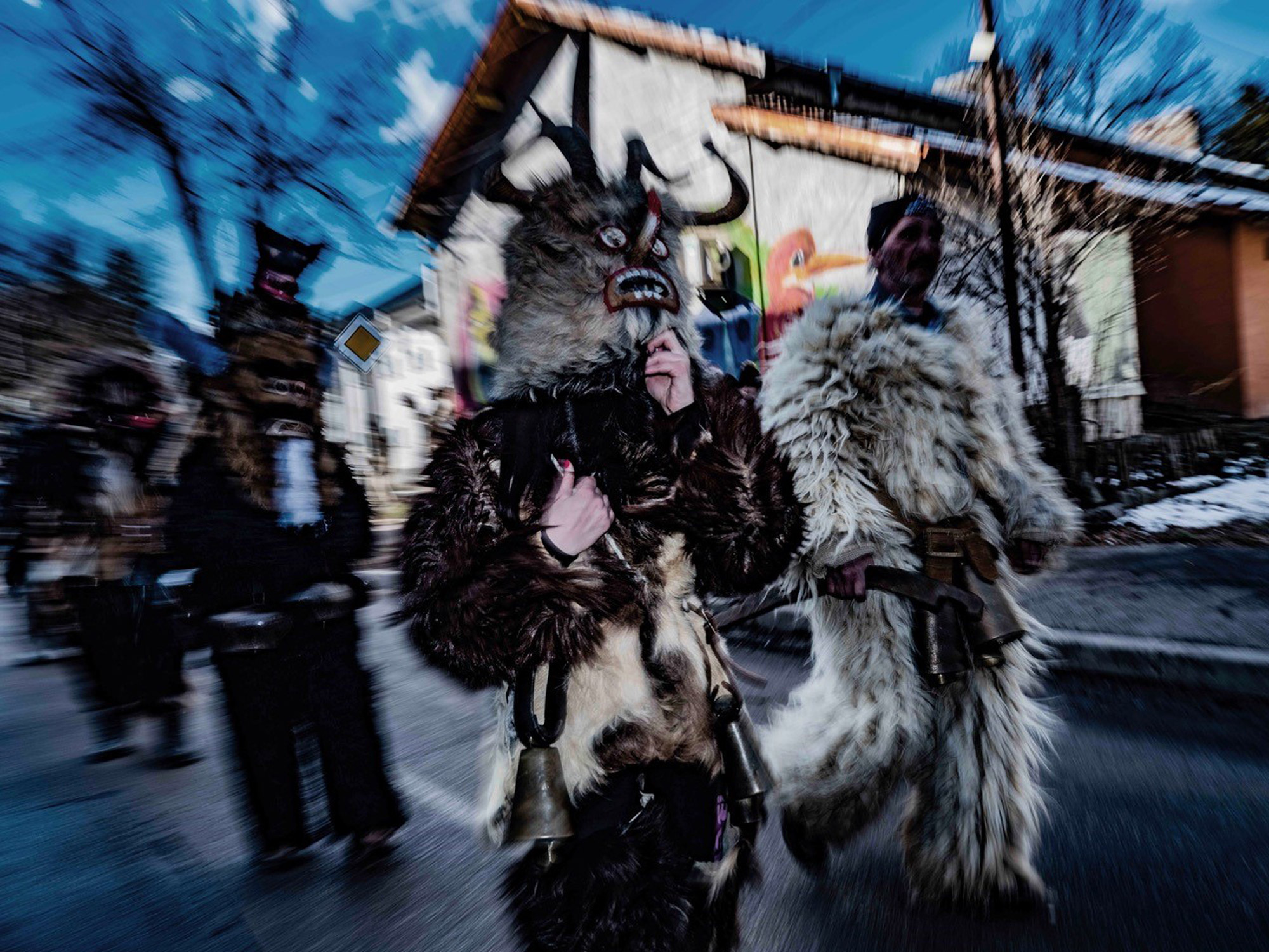 Surva Festival: Ένα Photo Story του Τάσσου Βρετού από την καρναβαλική γιορτή στη Βουλγαρία