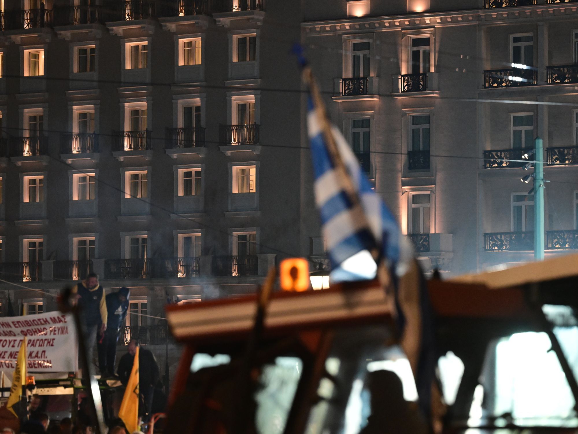  Τα τρακτέρ κατέκλυσαν το κέντρο της Αθήνας