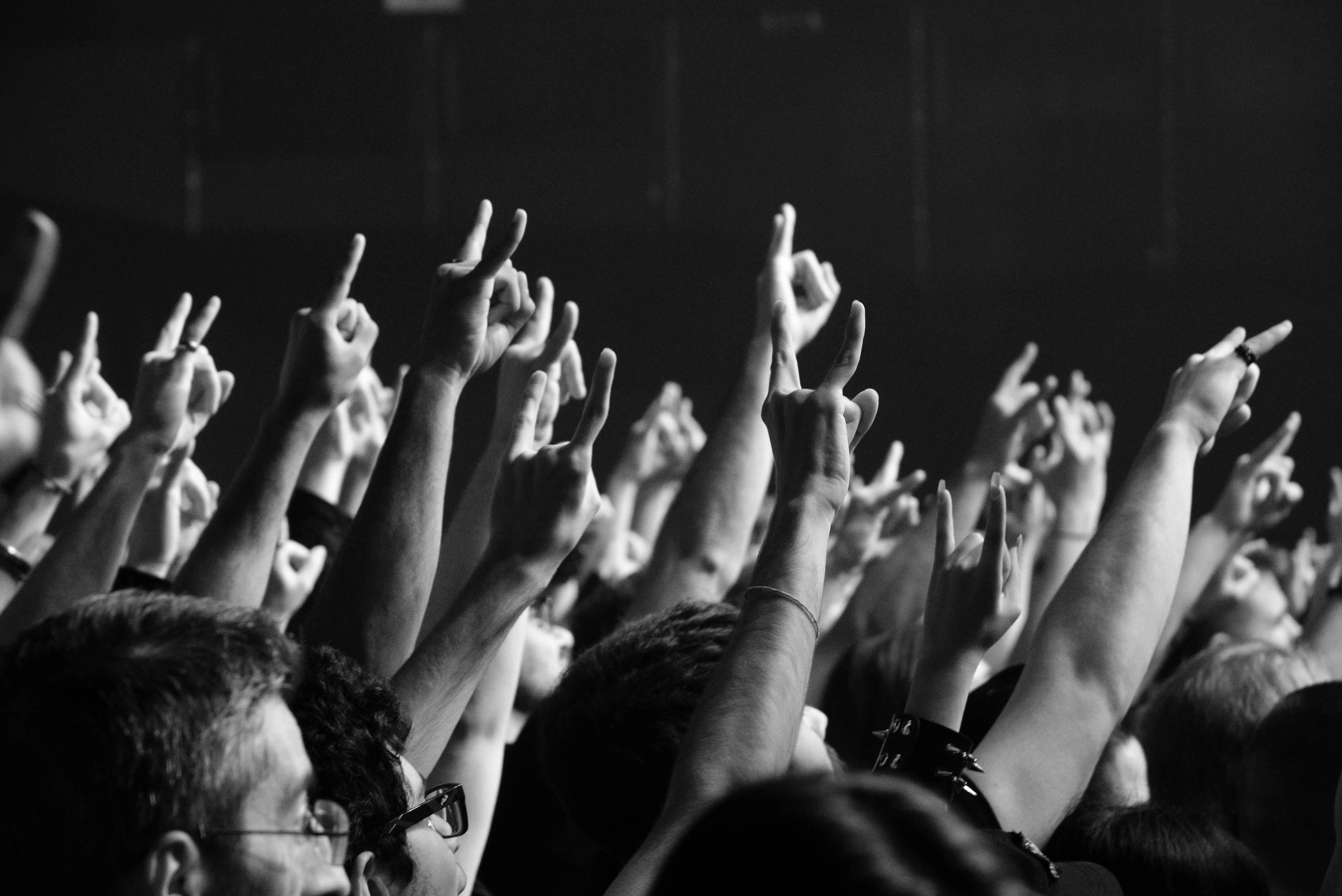 Emperor: Ανταπόκριση από τη sold out συναυλία του νορβηγικού black metal συγκροτήματος στην Αθήνα, στο Floyd