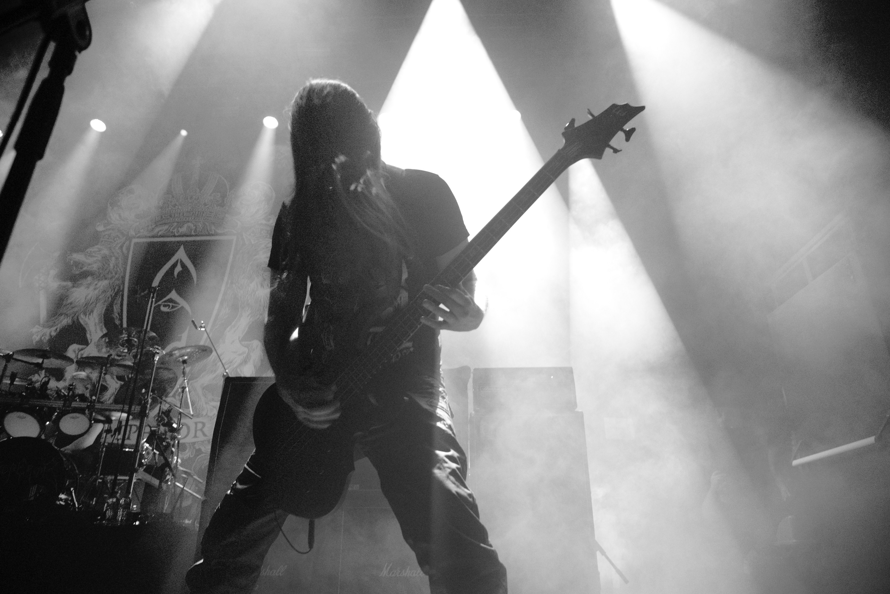 Emperor: Ανταπόκριση από τη sold out συναυλία του νορβηγικού black metal συγκροτήματος στην Αθήνα, στο Floyd