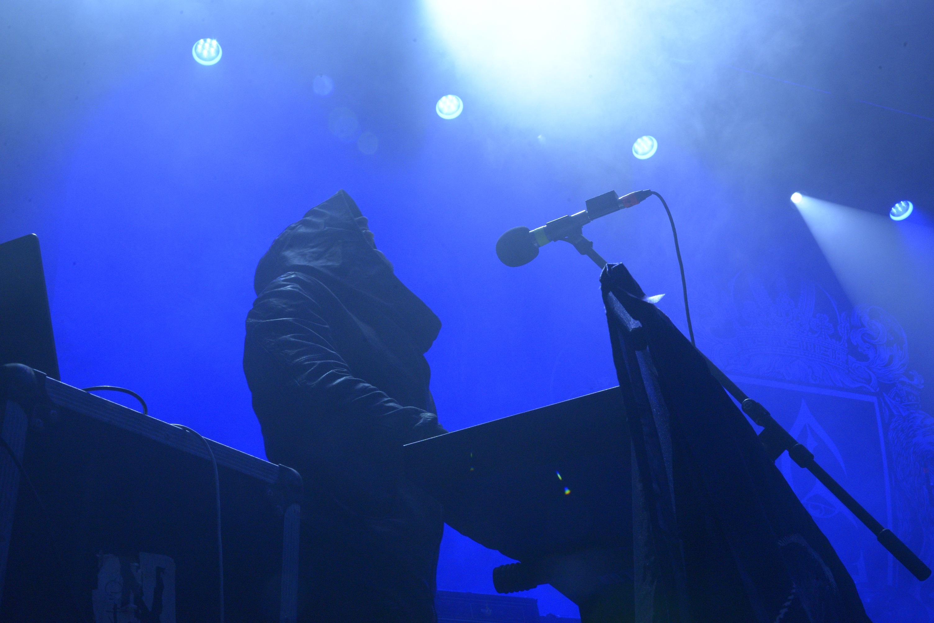 Emperor: Ανταπόκριση από τη sold out συναυλία του νορβηγικού black metal συγκροτήματος στην Αθήνα, στο Floyd