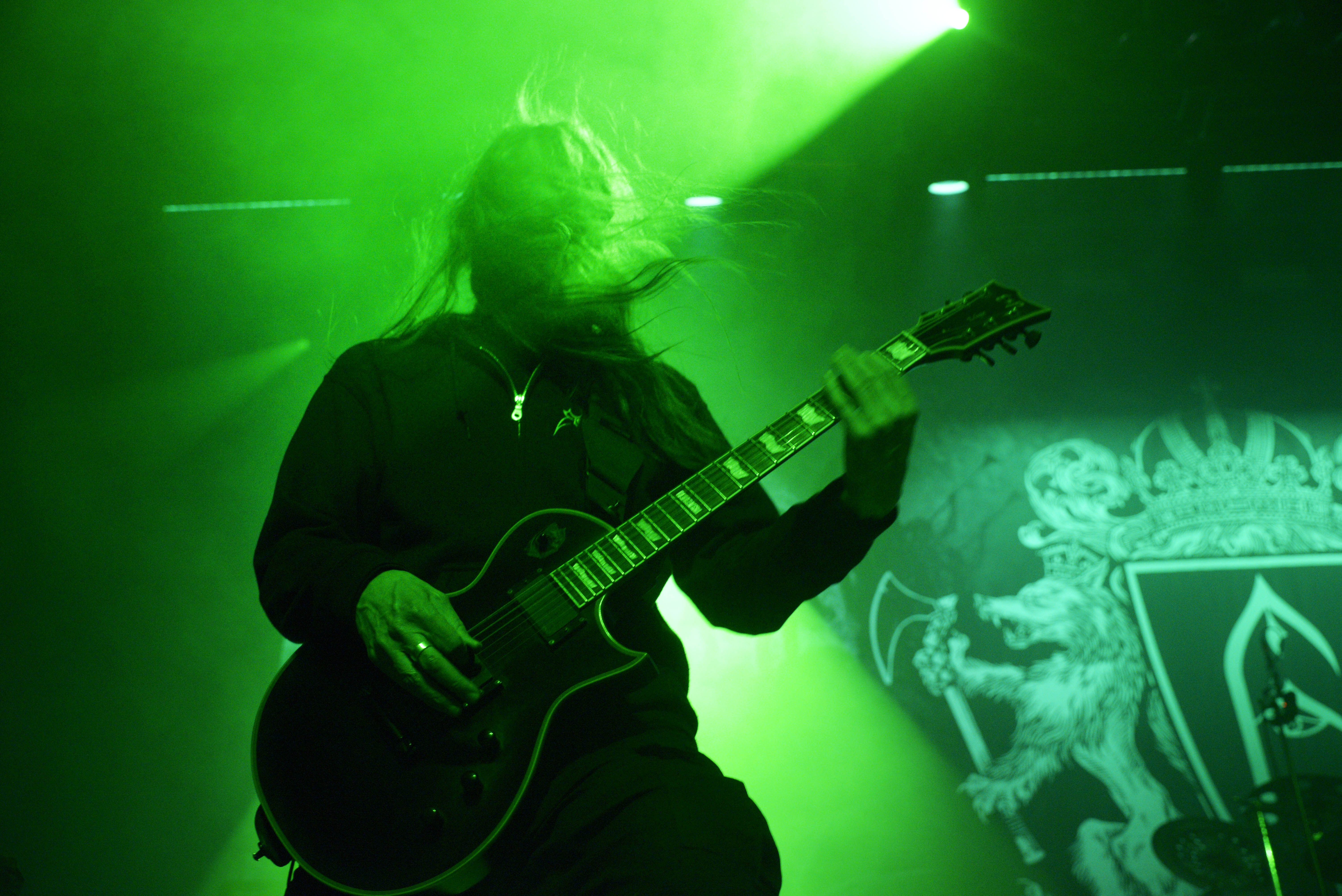 Emperor: Ανταπόκριση από τη sold out συναυλία του νορβηγικού black metal συγκροτήματος στην Αθήνα, στο Floyd