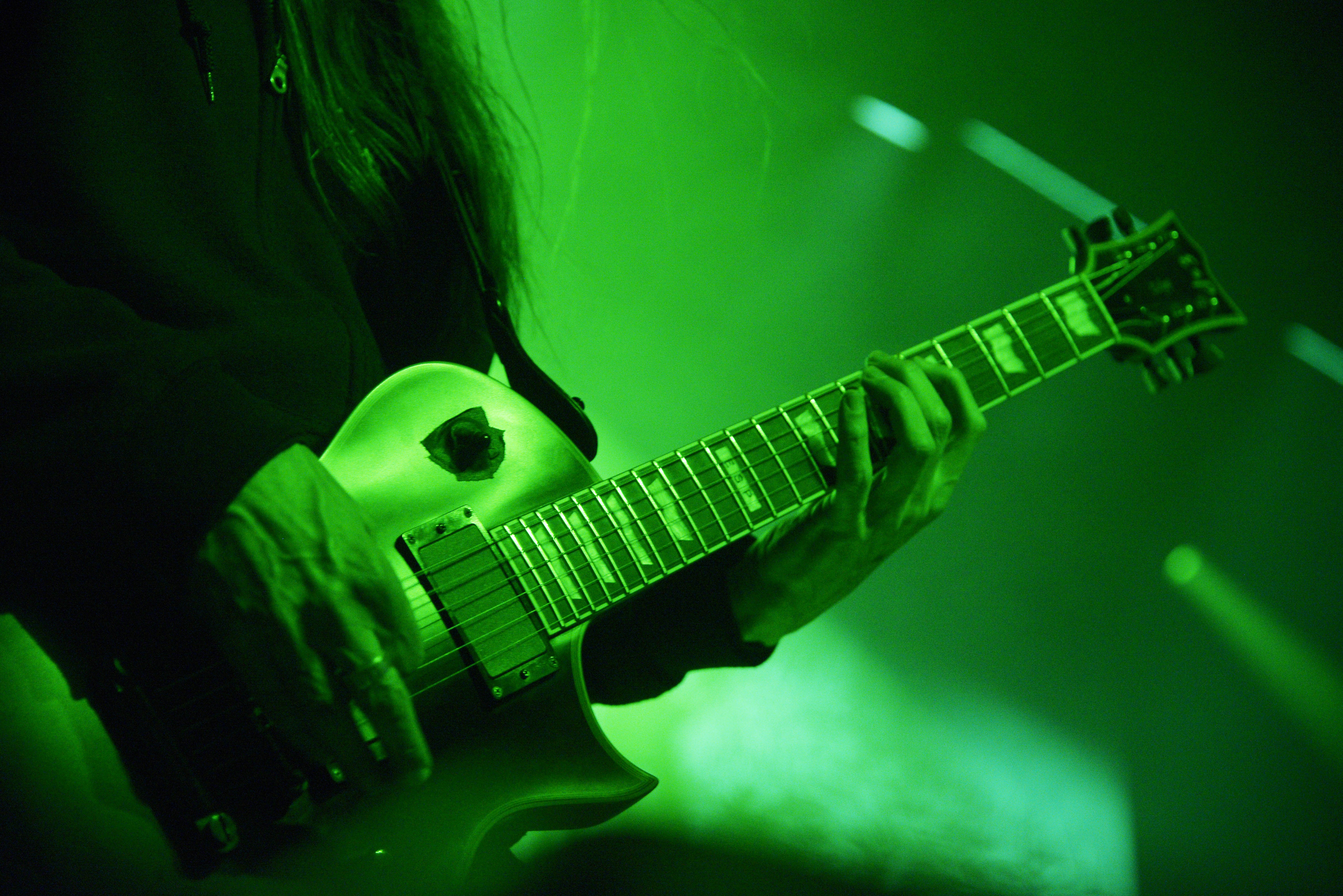 Emperor: Ανταπόκριση από τη sold out συναυλία του νορβηγικού black metal συγκροτήματος στην Αθήνα, στο Floyd