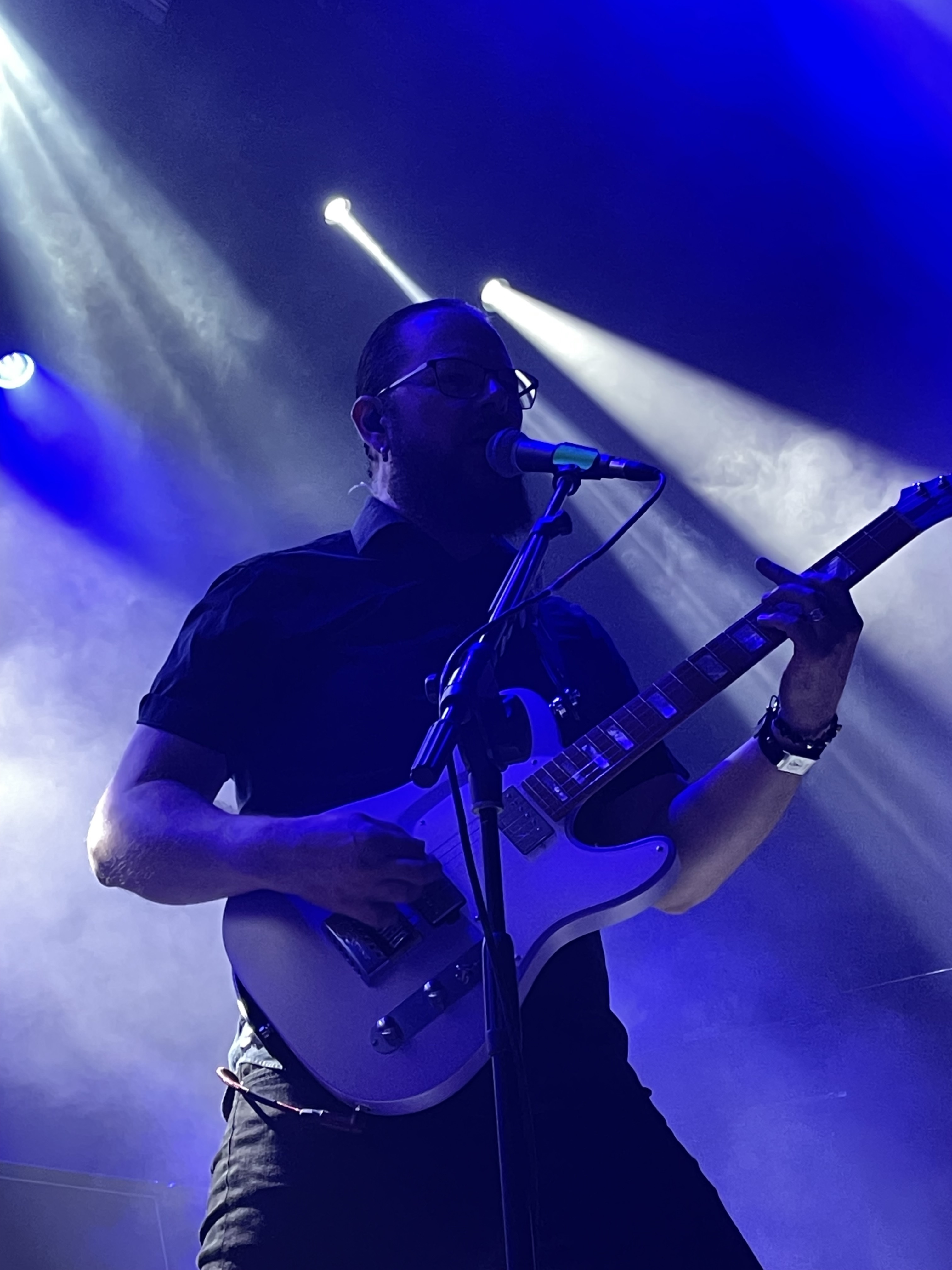 Emperor: Ανταπόκριση από τη sold out συναυλία του νορβηγικού black metal συγκροτήματος στην Αθήνα, στο Floyd