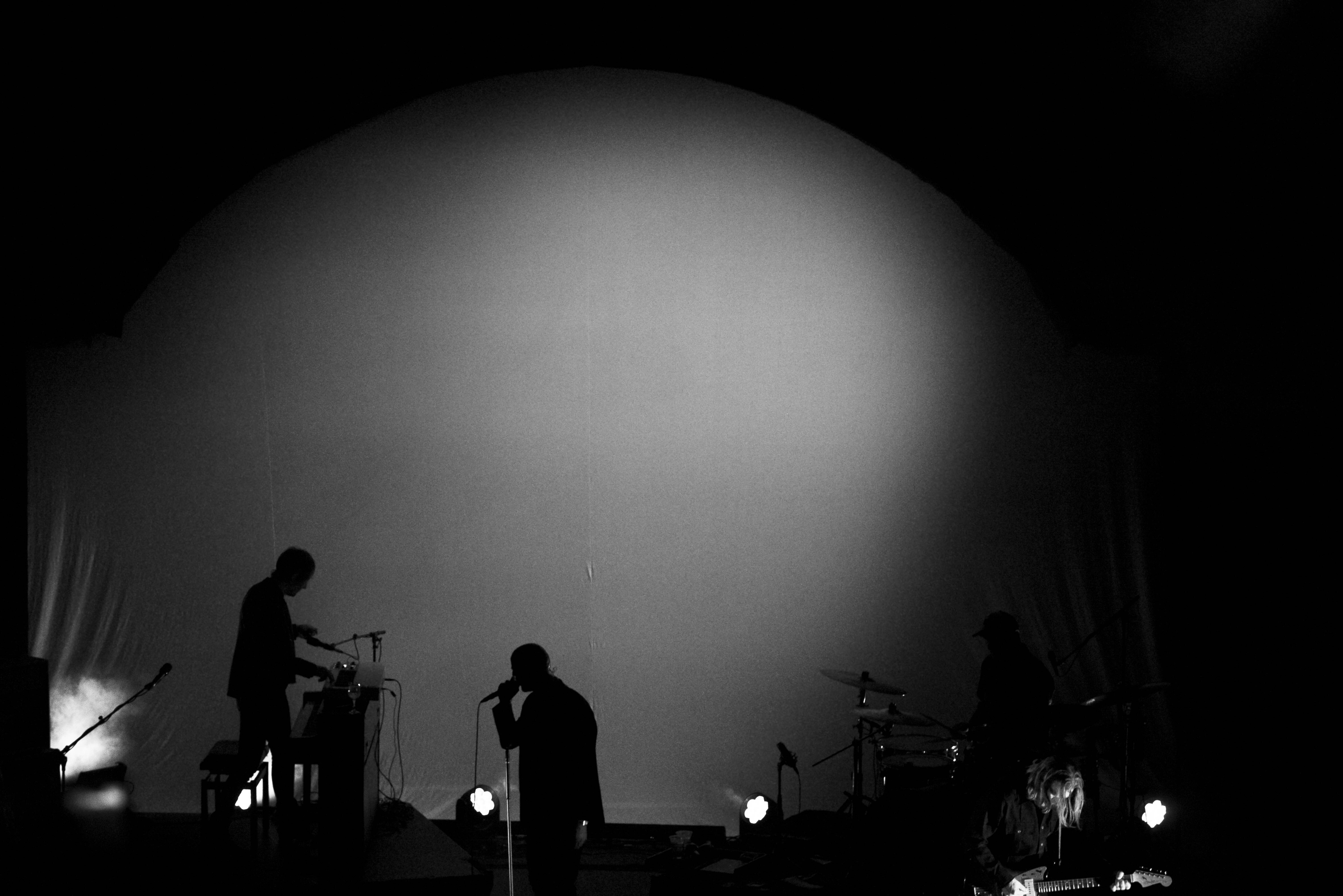 Sivert Høyem: Ανταπόκριση από τη συναυλία στο Floyd σε 30 εικόνες του φωτογράφου Πέτρου Νικόλτσου