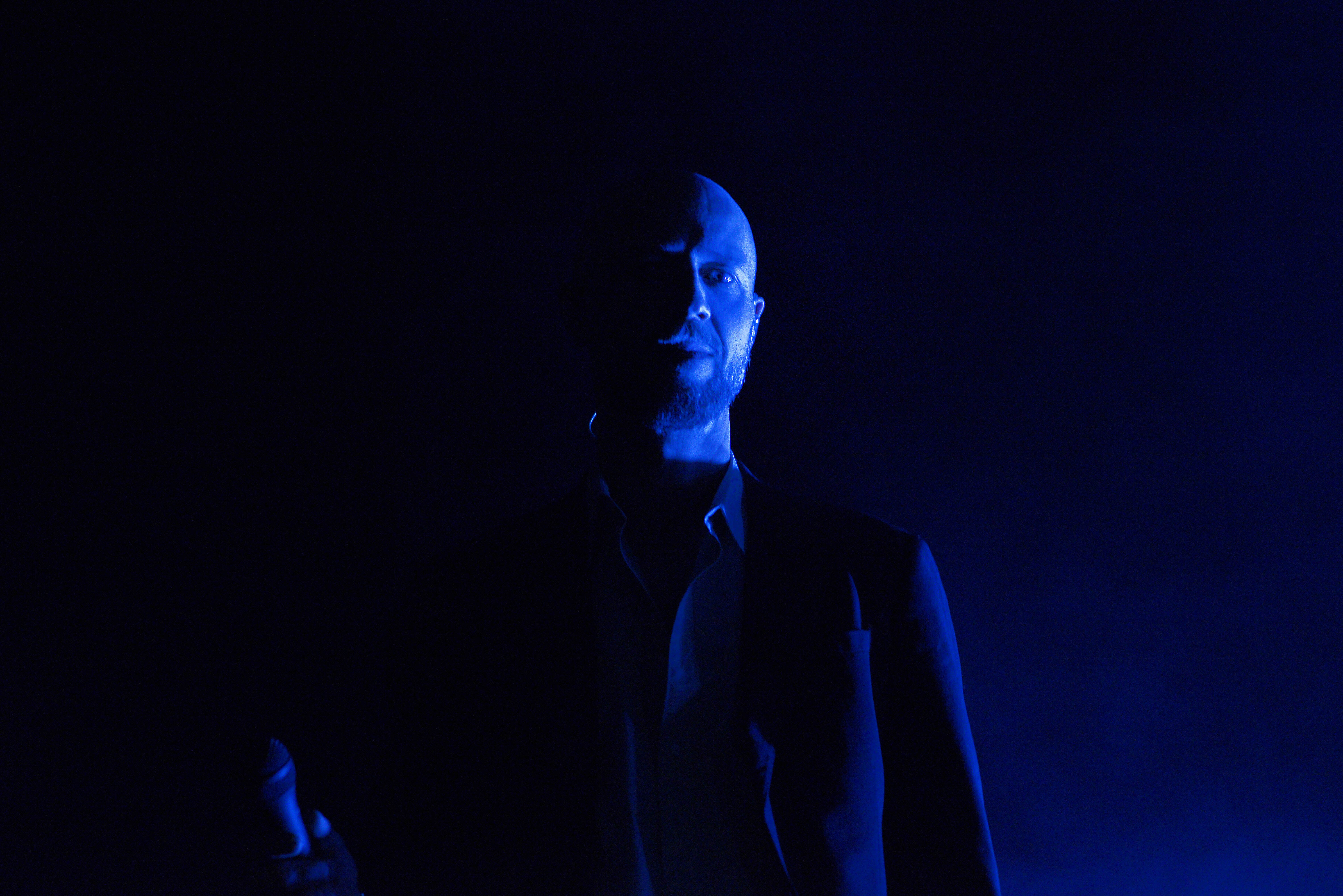 Sivert Høyem: Ανταπόκριση από τη συναυλία στο Floyd σε 30 εικόνες του φωτογράφου Πέτρου Νικόλτσου