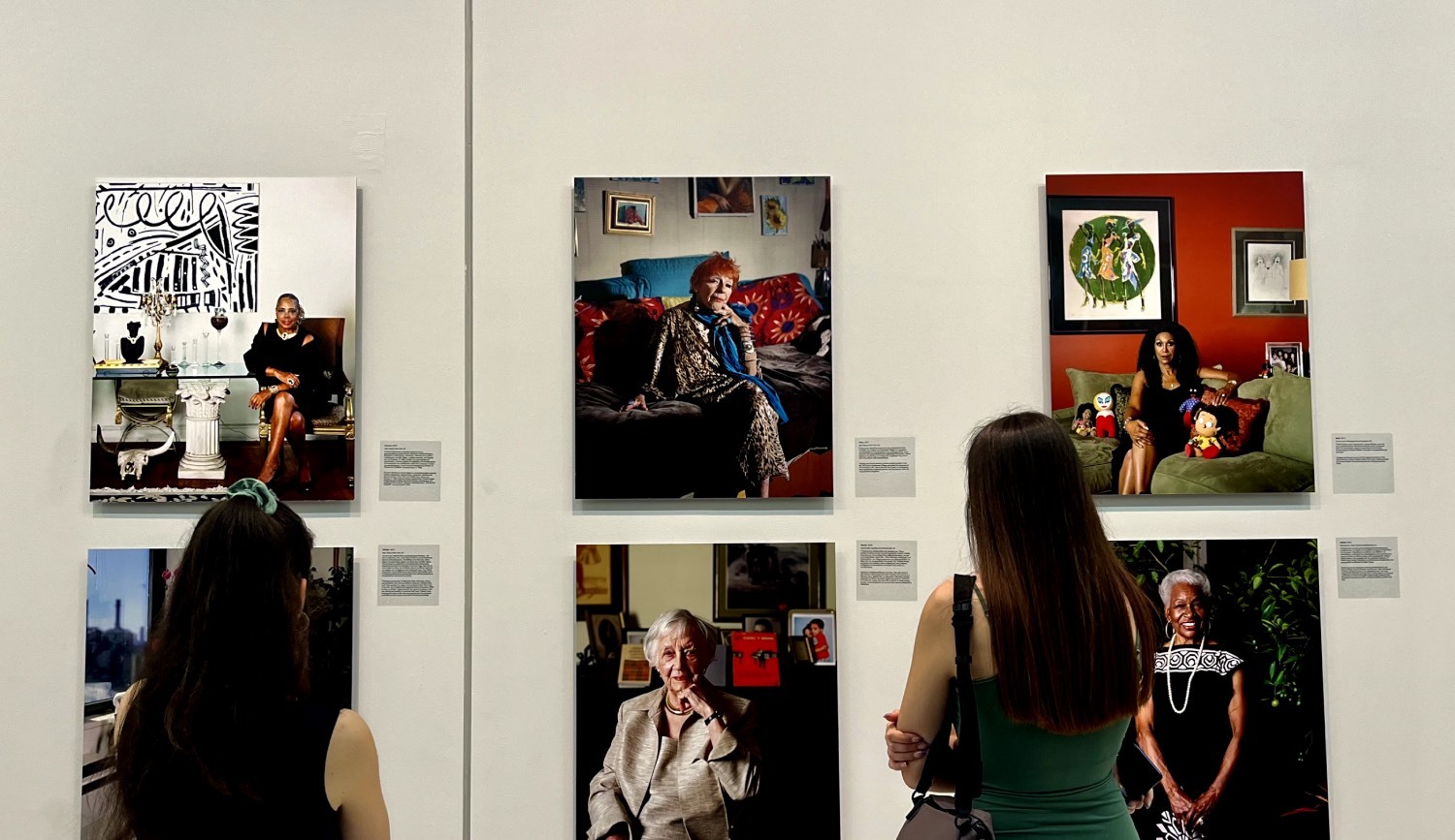 Voice 102.5: Μουσική, ποτό και τέχνη στους ορόφους του ΕΜΣΤ