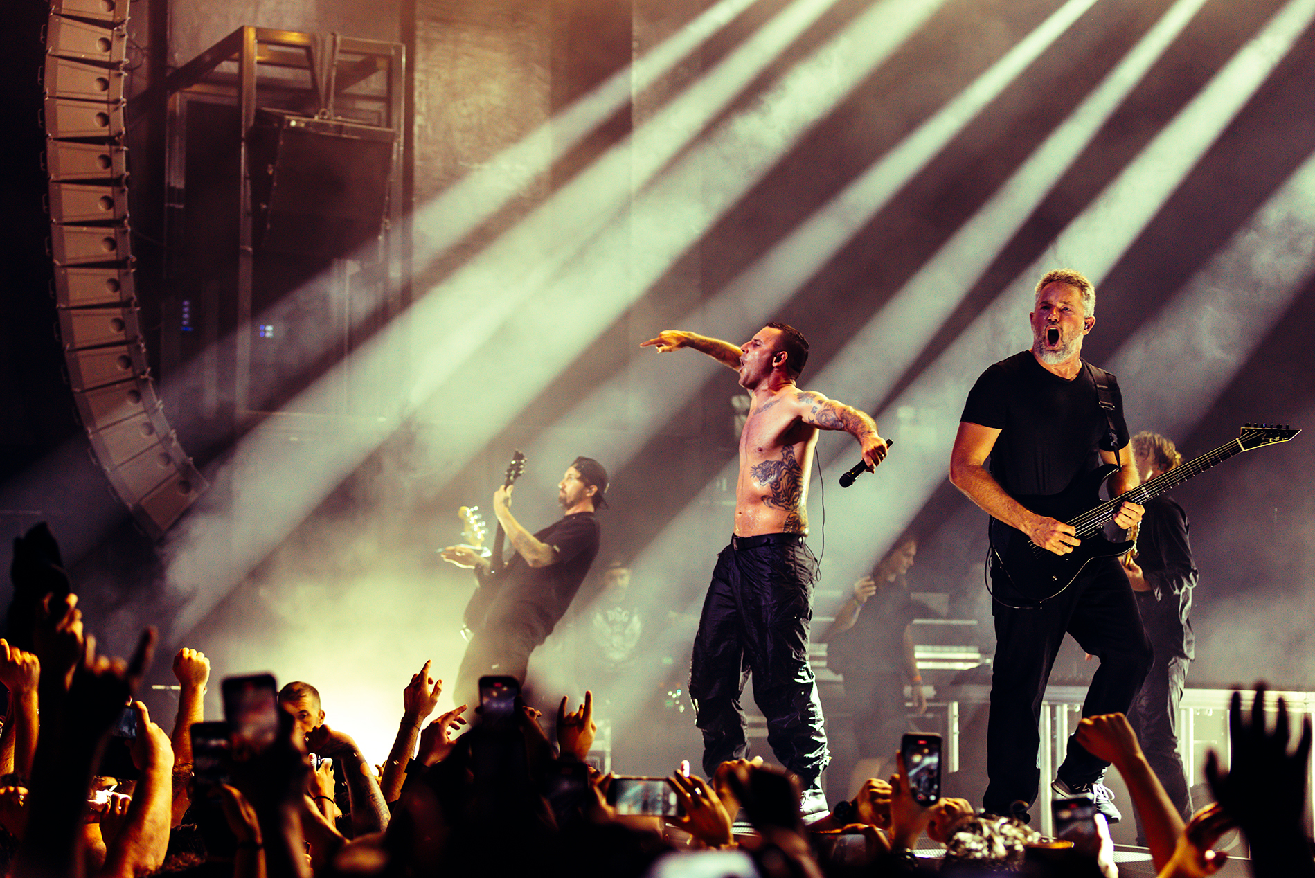 Parkway Drive: Ανταπόκριση από τη sold out συναυλία της αυστραλιανής metal μπάντας στην Αθήνα, στο Floyd, την Τρίτη 11 Ιουνίου 2024.