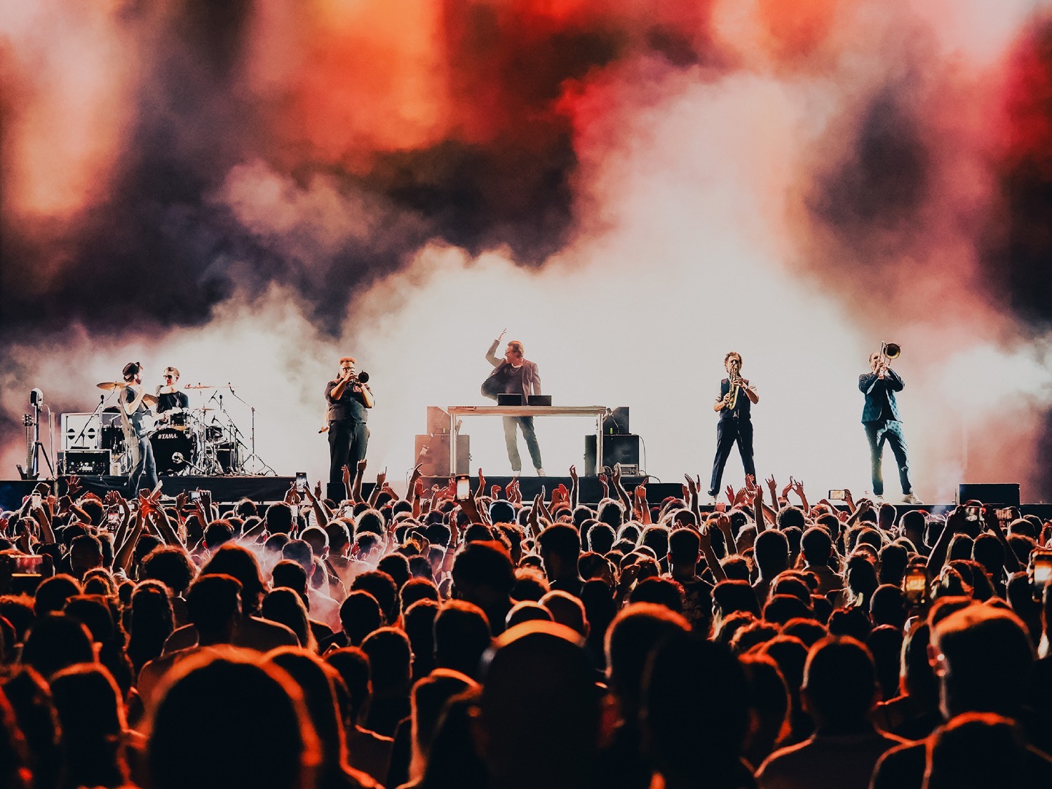 Release 2024: Ανταπόκριση από την εμφάνιση του Parov Stelar