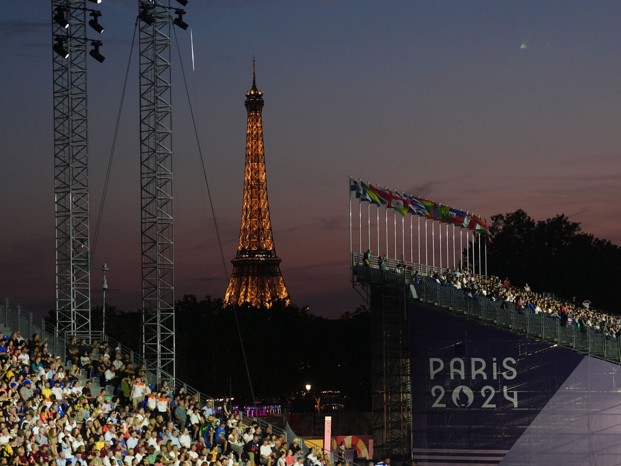 Κλικ γεμάτα χρώματα και χαμόγελα στην Τελετή Έναρξης των Παραολυμπιακών Αγώνων 2024  