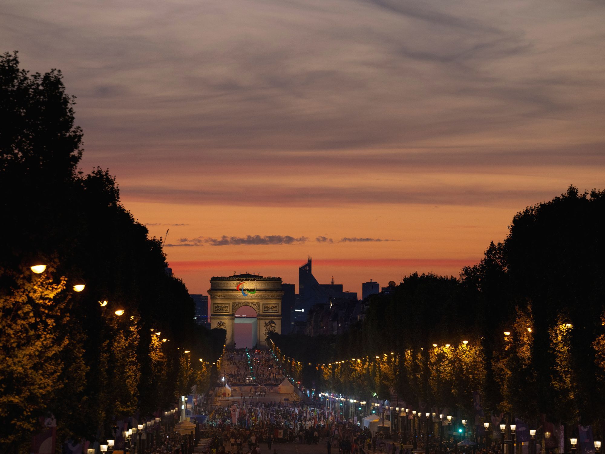 Στην Πόλη του Φωτός ένα υπερθέαμα με βασικό μήνυμα την συμπερίληψη