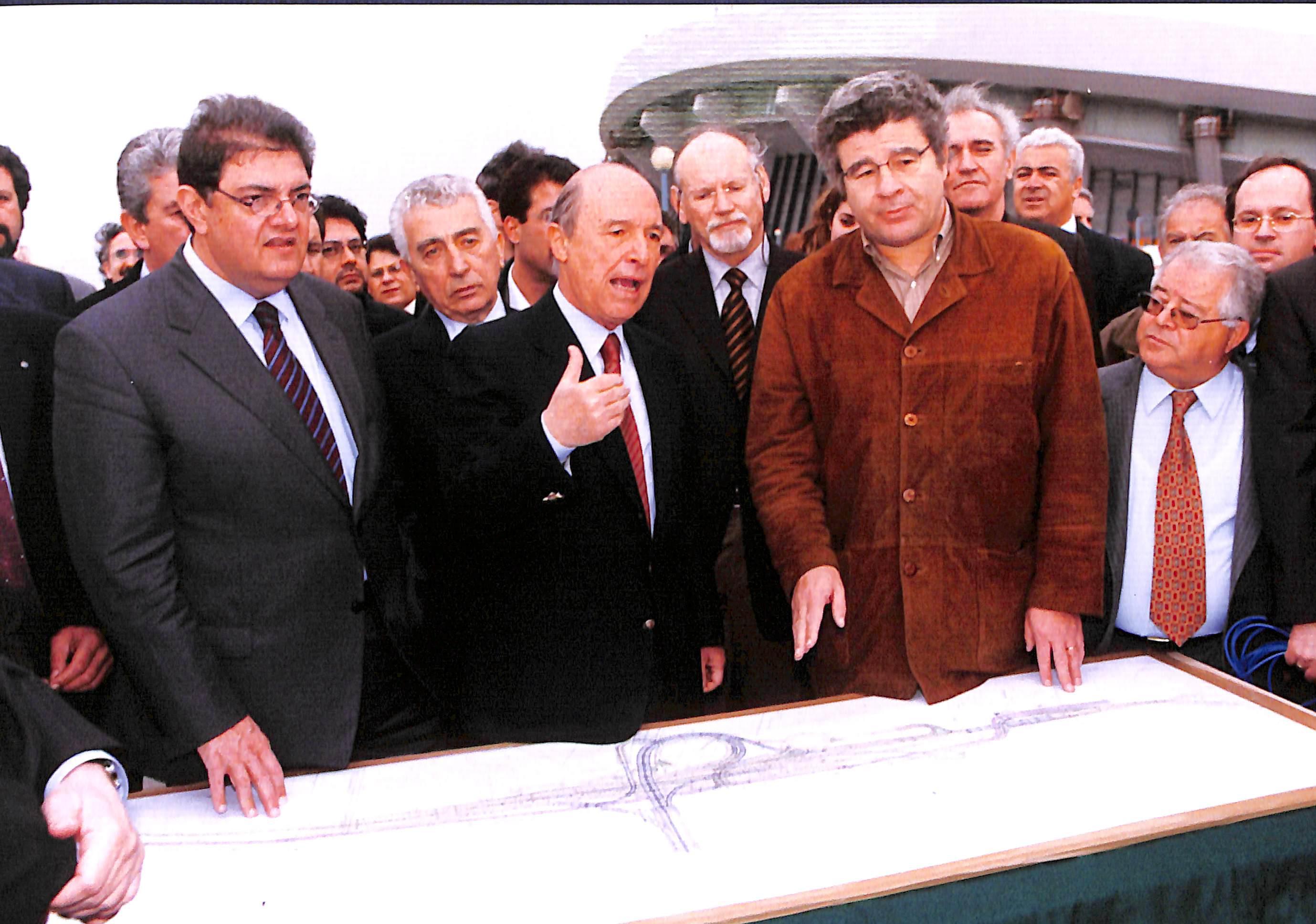 Κώστας Σημίτης 1936 – 2025: Η διαδρομή, η δράση και η ζωή του σε σπάνιες εικόνες