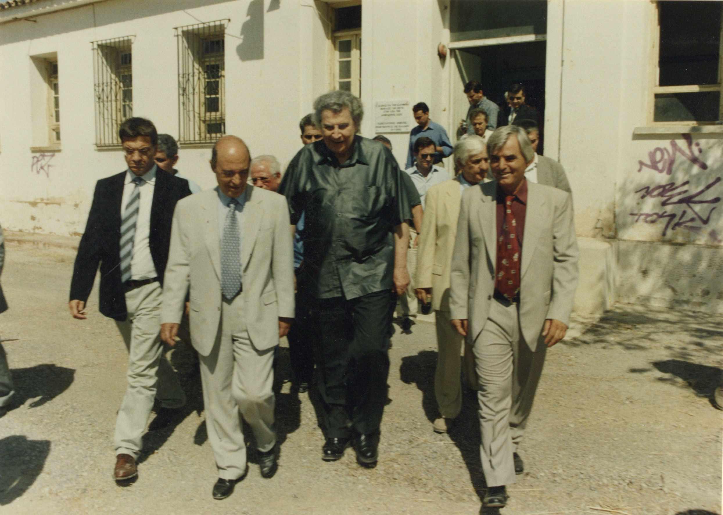 Κώστας Σημίτης 1936 – 2025: Η διαδρομή, η δράση και η ζωή του σε σπάνιες εικόνες