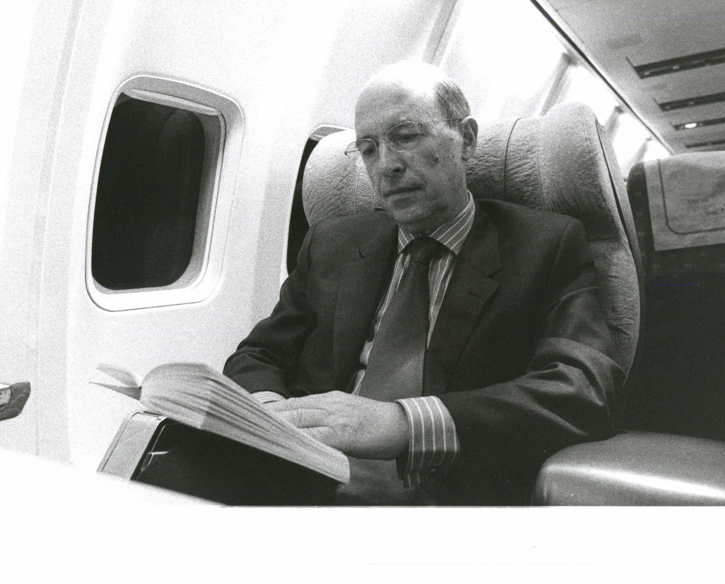 Κώστας Σημίτης 1936 – 2025: Η διαδρομή, η δράση και η ζωή του σε σπάνιες εικόνες