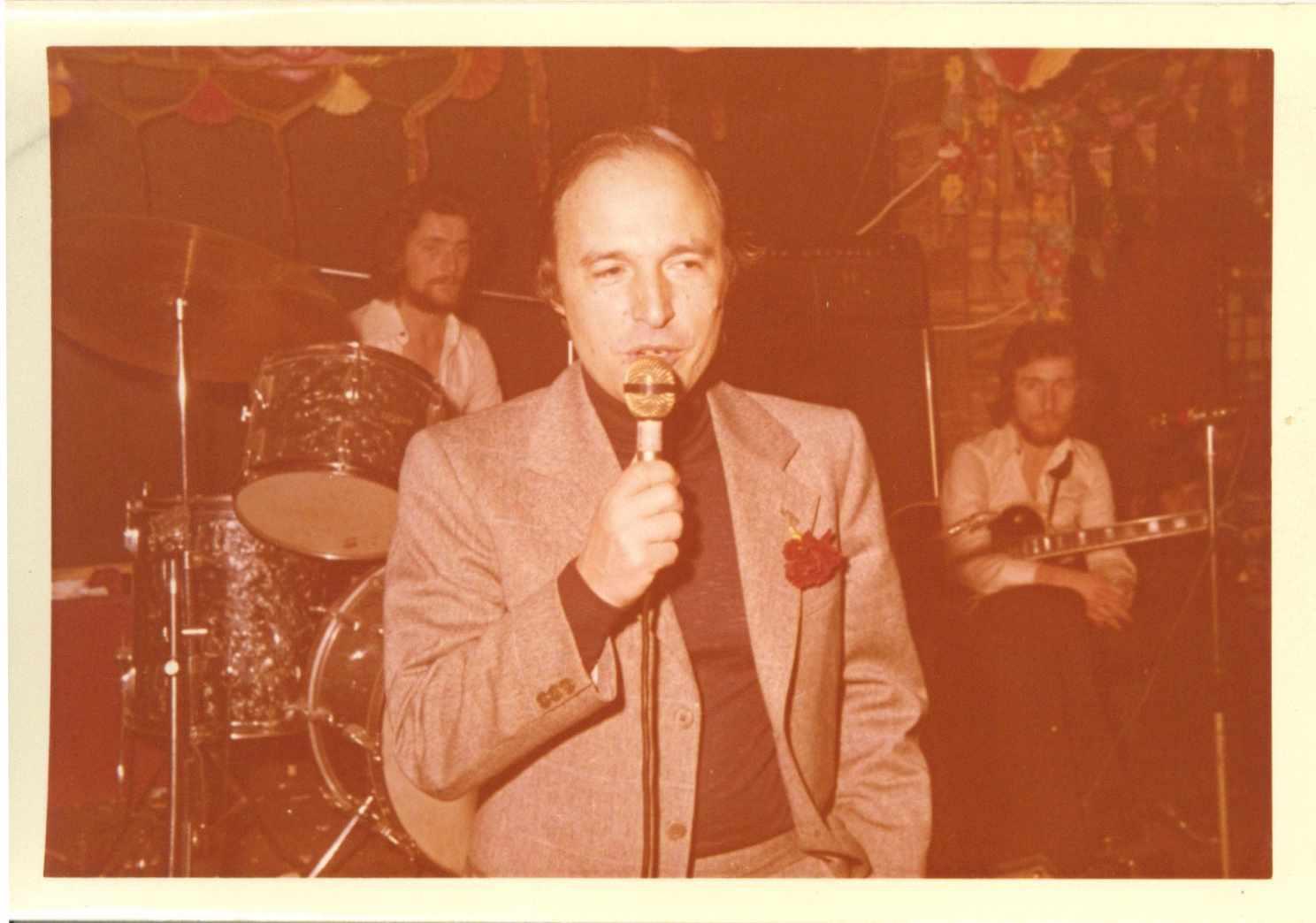 Κώστας Σημίτης: 70 φωτογραφίες από την πολιτική διαδρομή, τη δράση και τη ζωή του τέως πρωθυπουργού και προέδρου του ΠΑΣΟΚ, που πέθανε σε ηλικία 88 ετών.