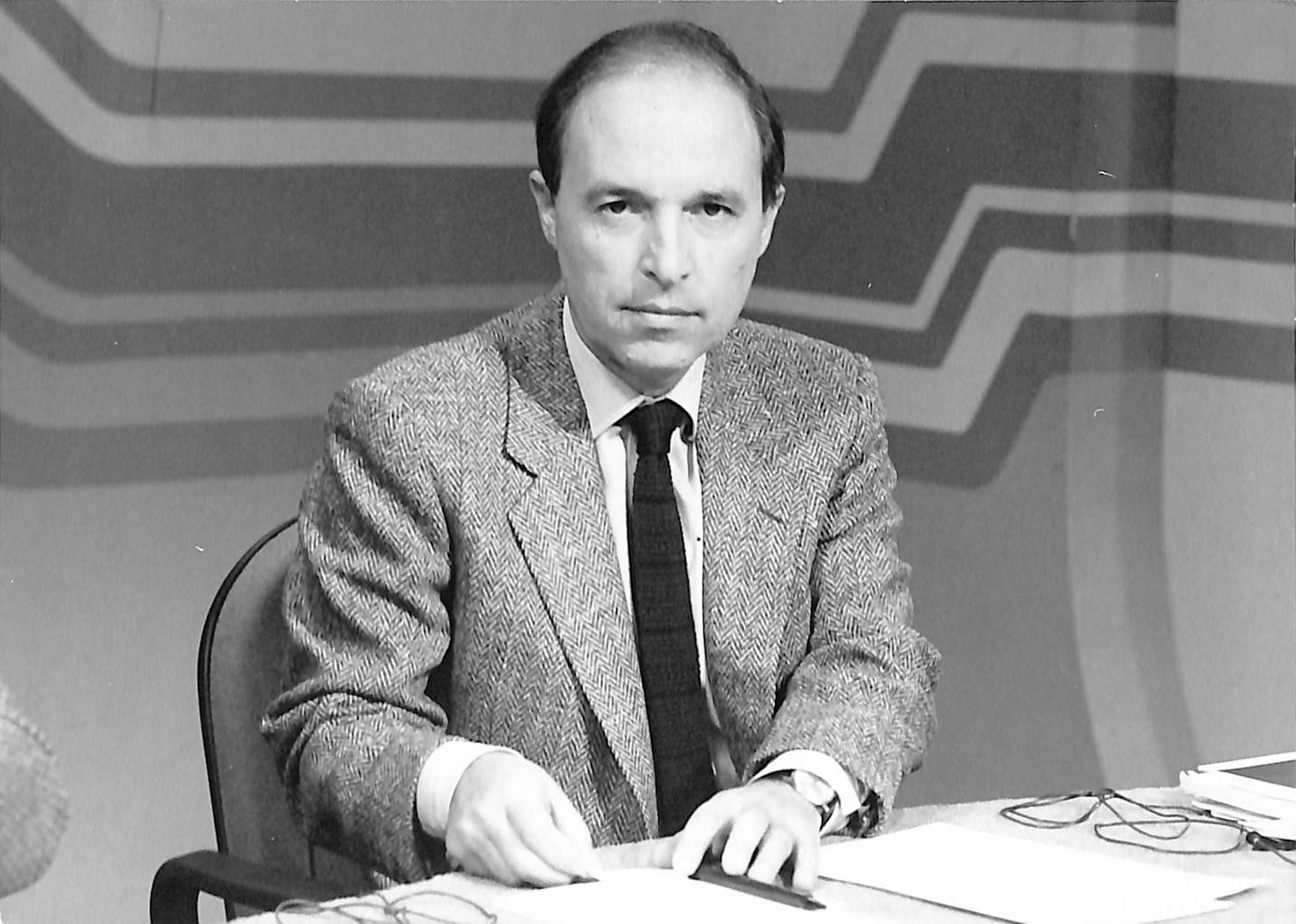 Κώστας Σημίτης 1936 – 2025: Η διαδρομή, η δράση και η ζωή του σε σπάνιες εικόνες