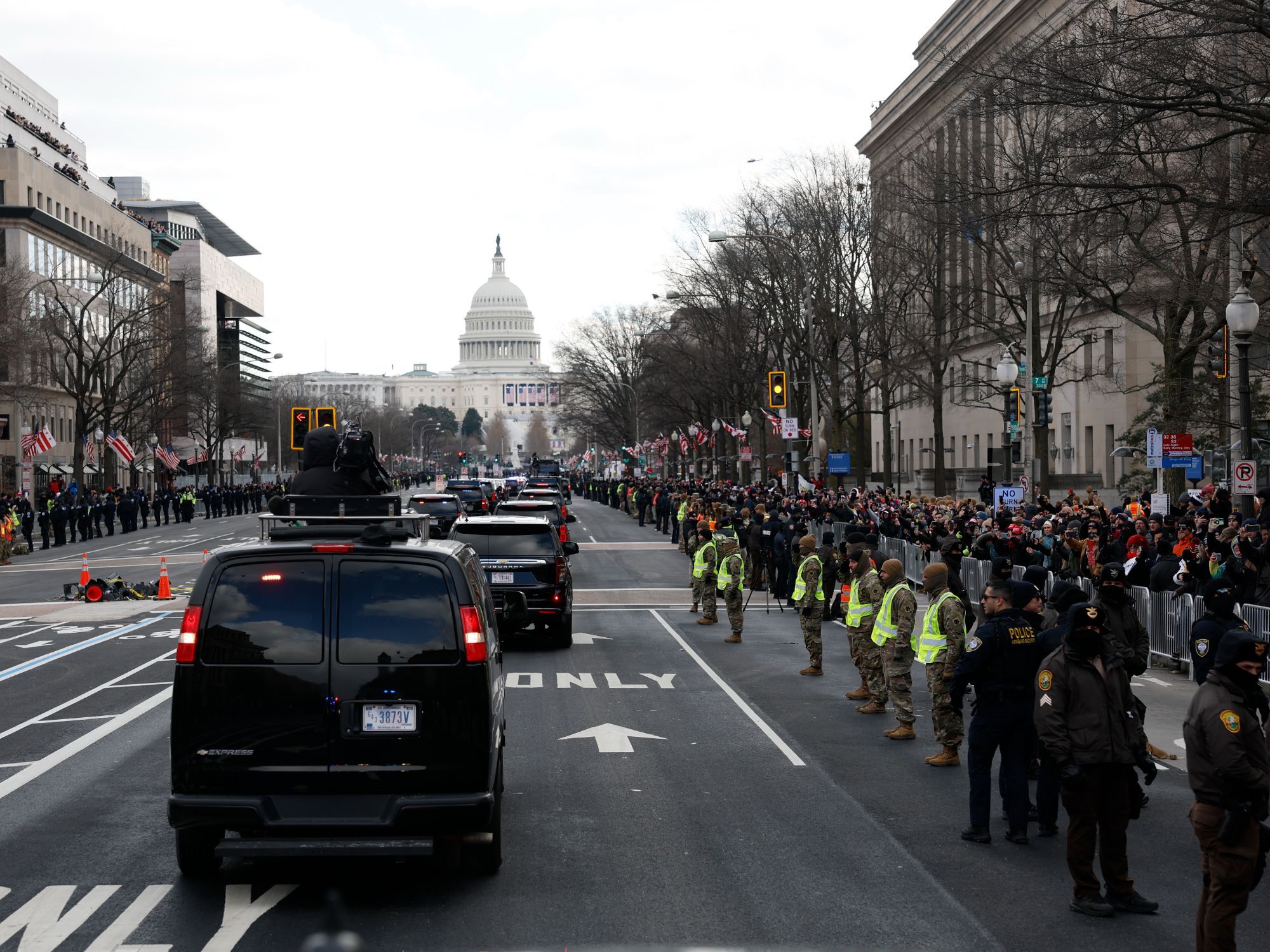 Από τον Λευκό Οίκο στο Καπιτώλιο
