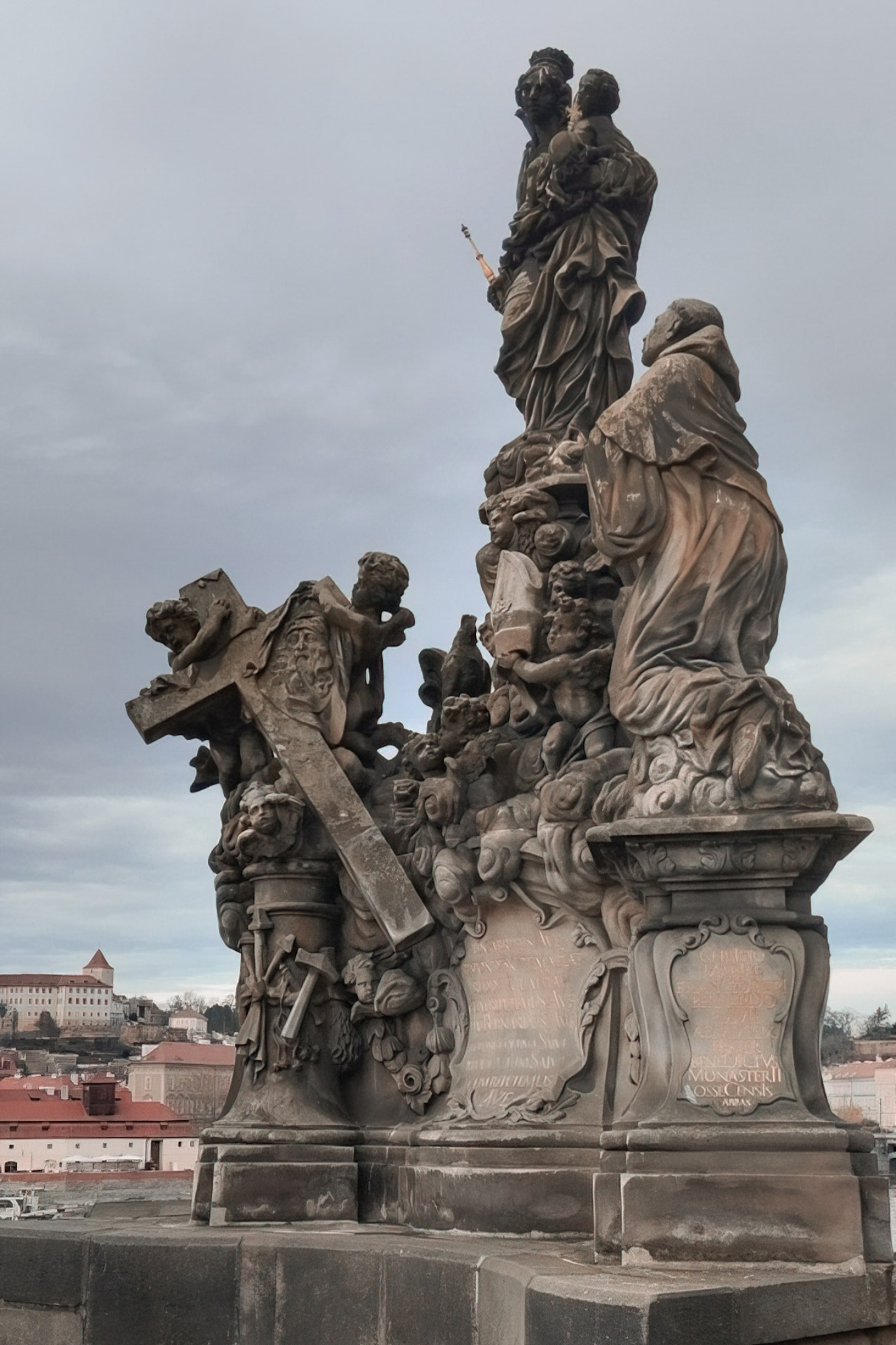 Πράγα: Στην πόλη των Αλχημιστών και του Κάφκα