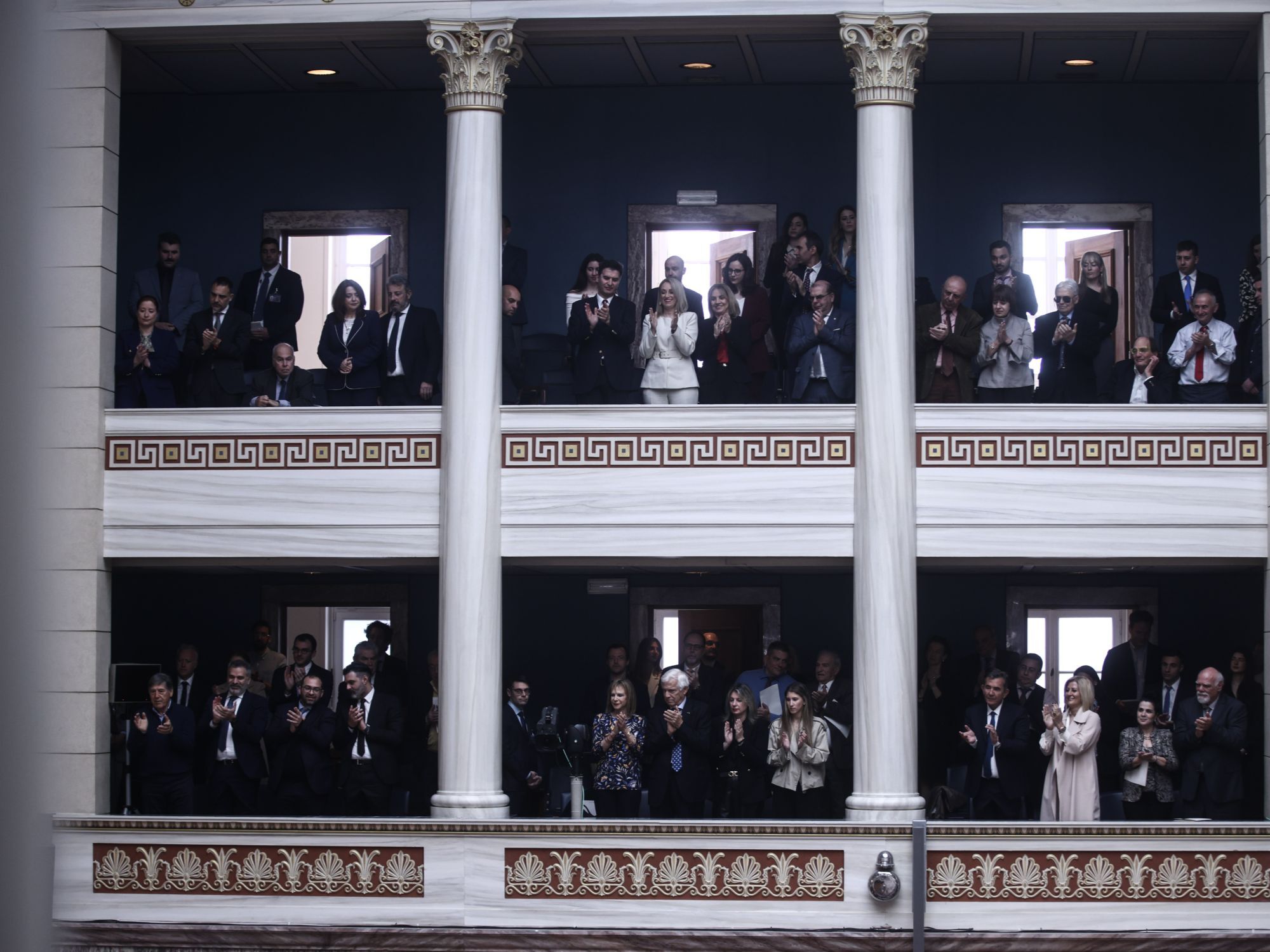 Στιγμιότυπο από το εσωτερικό της Βουλής