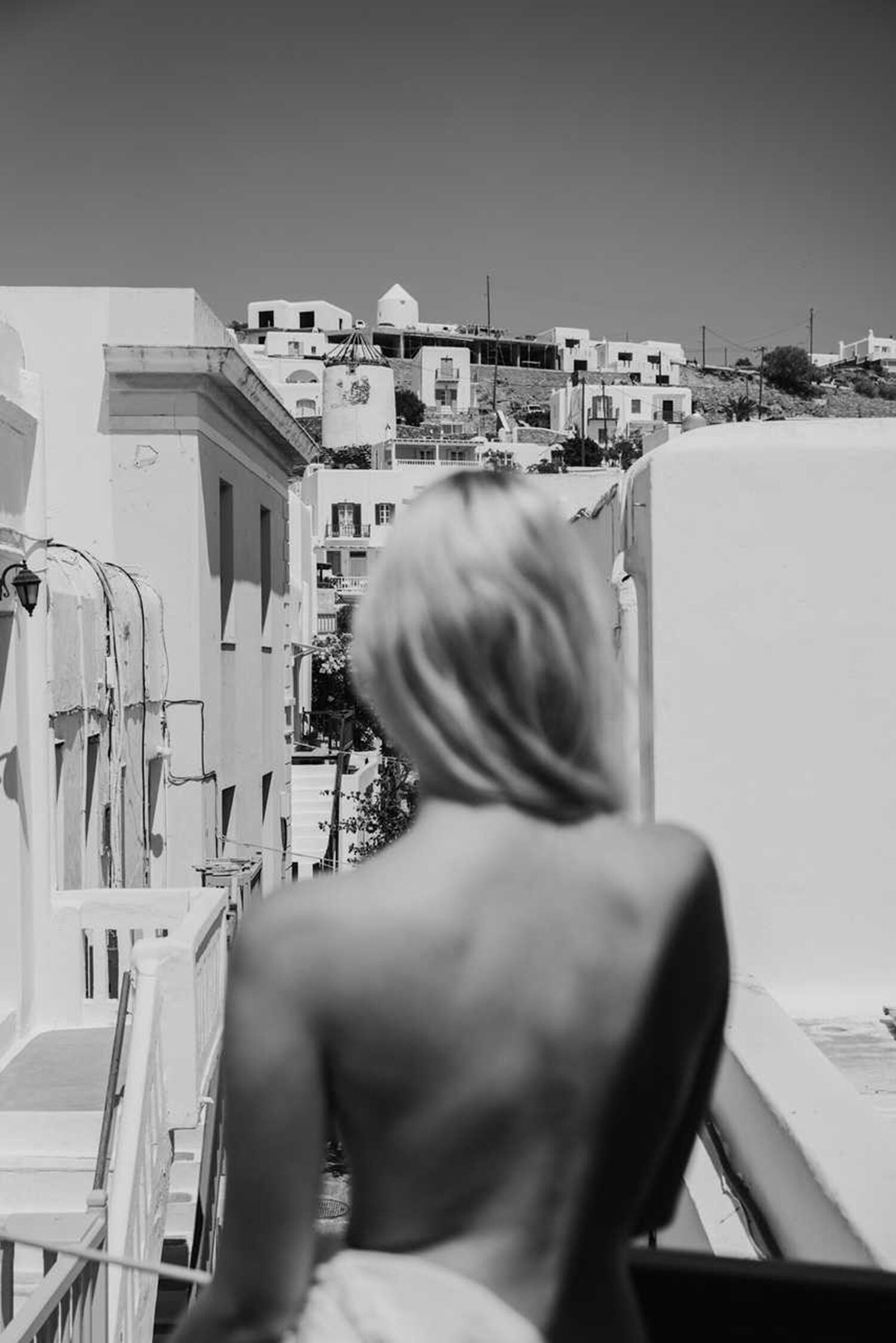 Unveiled: The Fine Art Lens of NikZik | Μια διαφορετική αναδρομική έκθεση