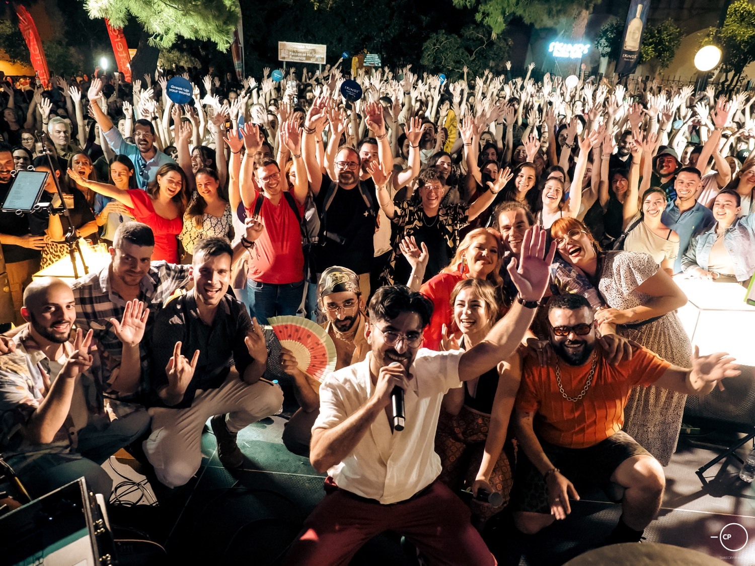 Ένας χρόνος με το μπαλκόνι του Papazó, από τον Voice102.5